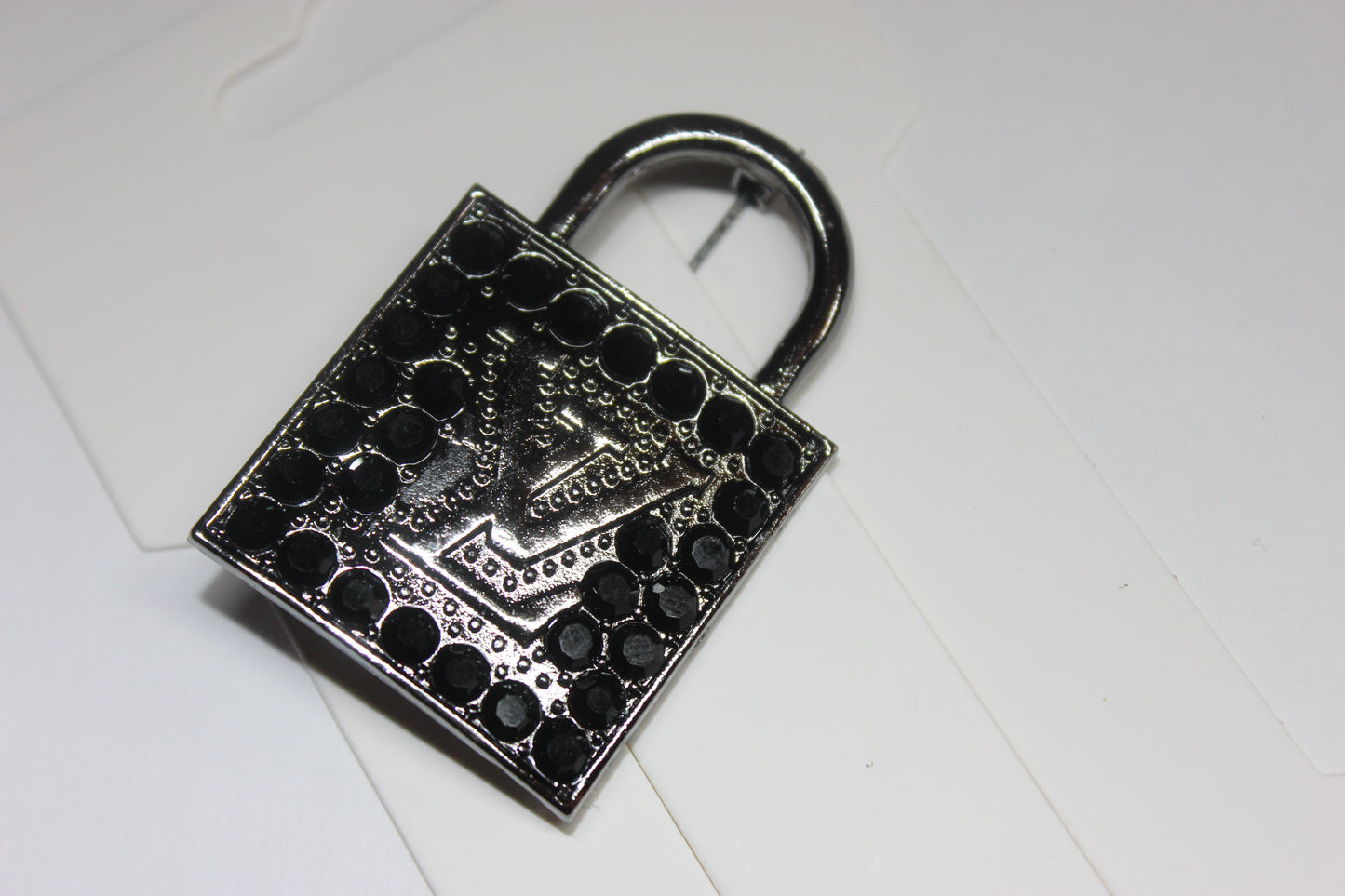 Rhinestone Black Brooch Pin