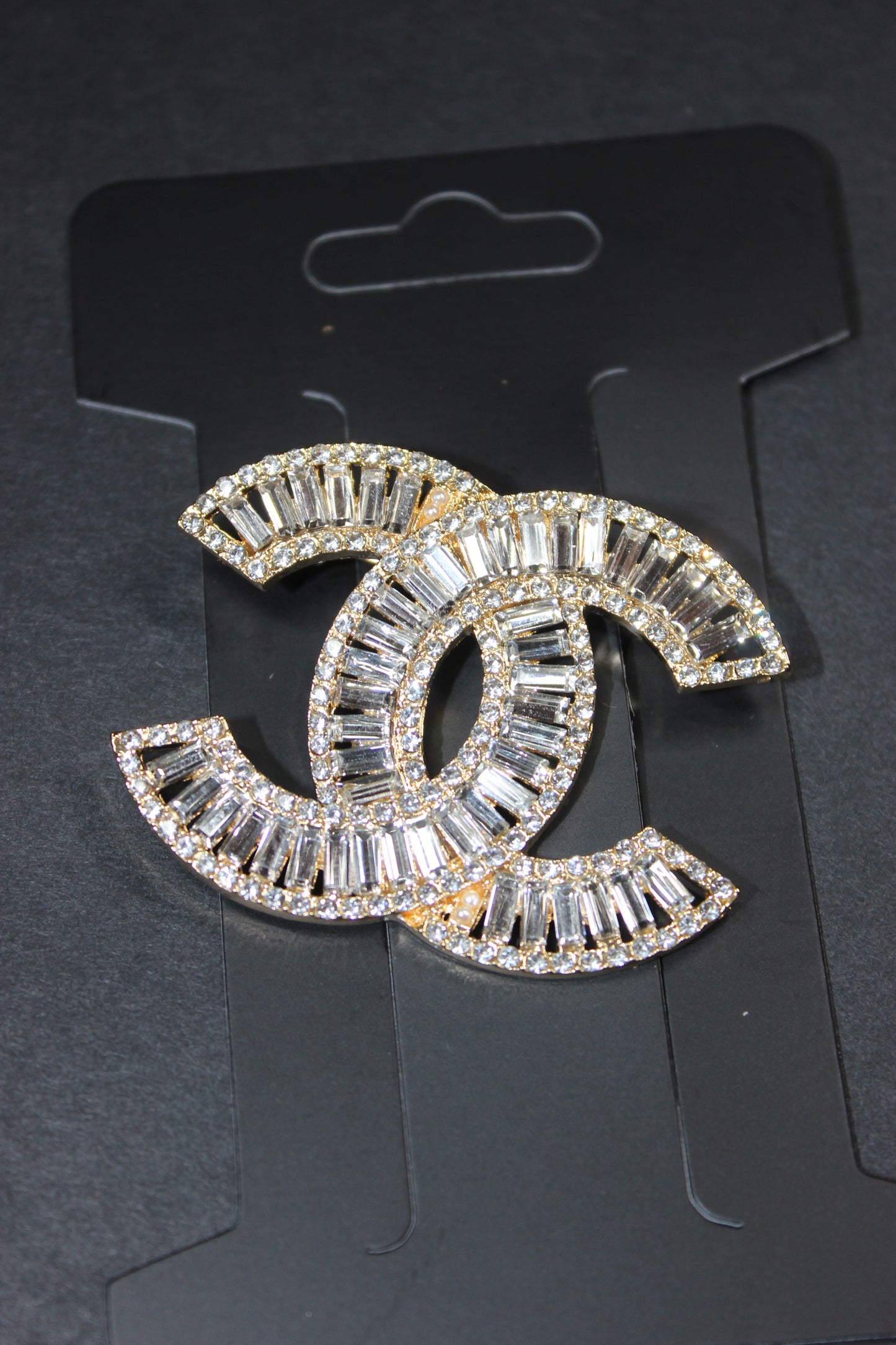 Gold & Rhinestone Brooch Pin