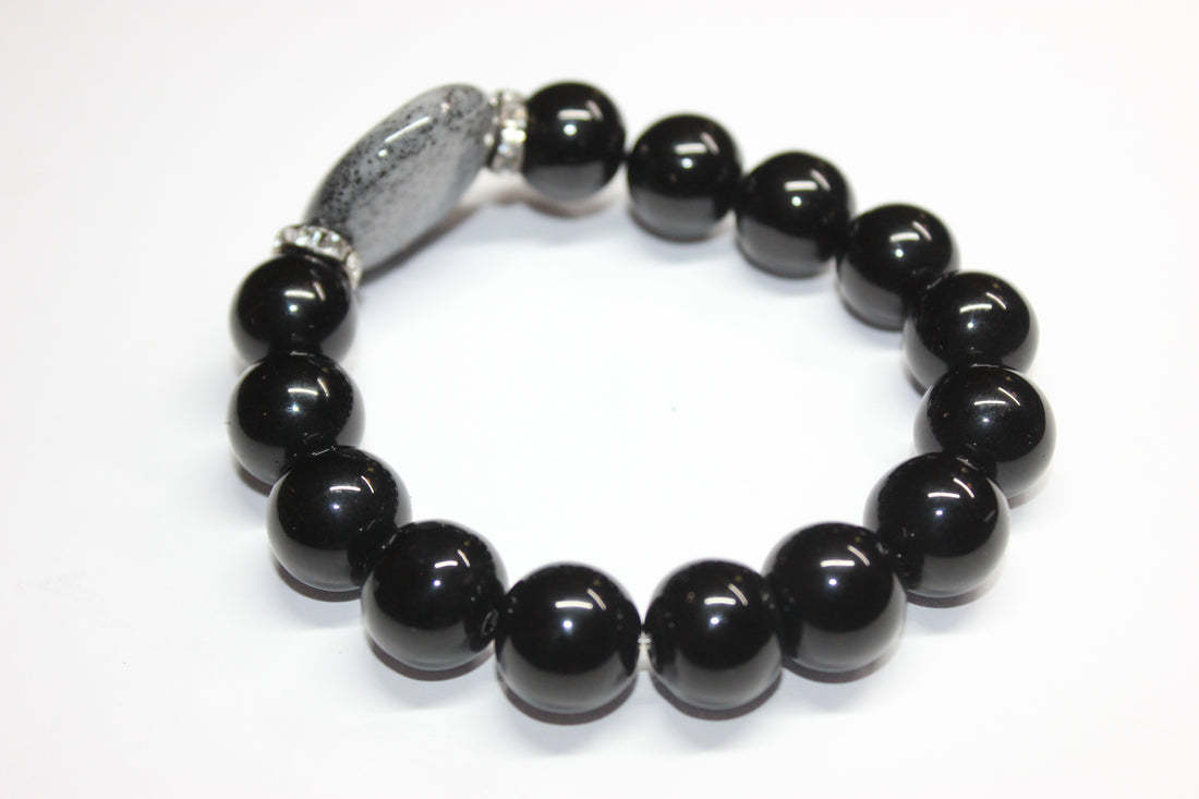 Black & Grey Beaded Bracelet with Smooth Gemstone