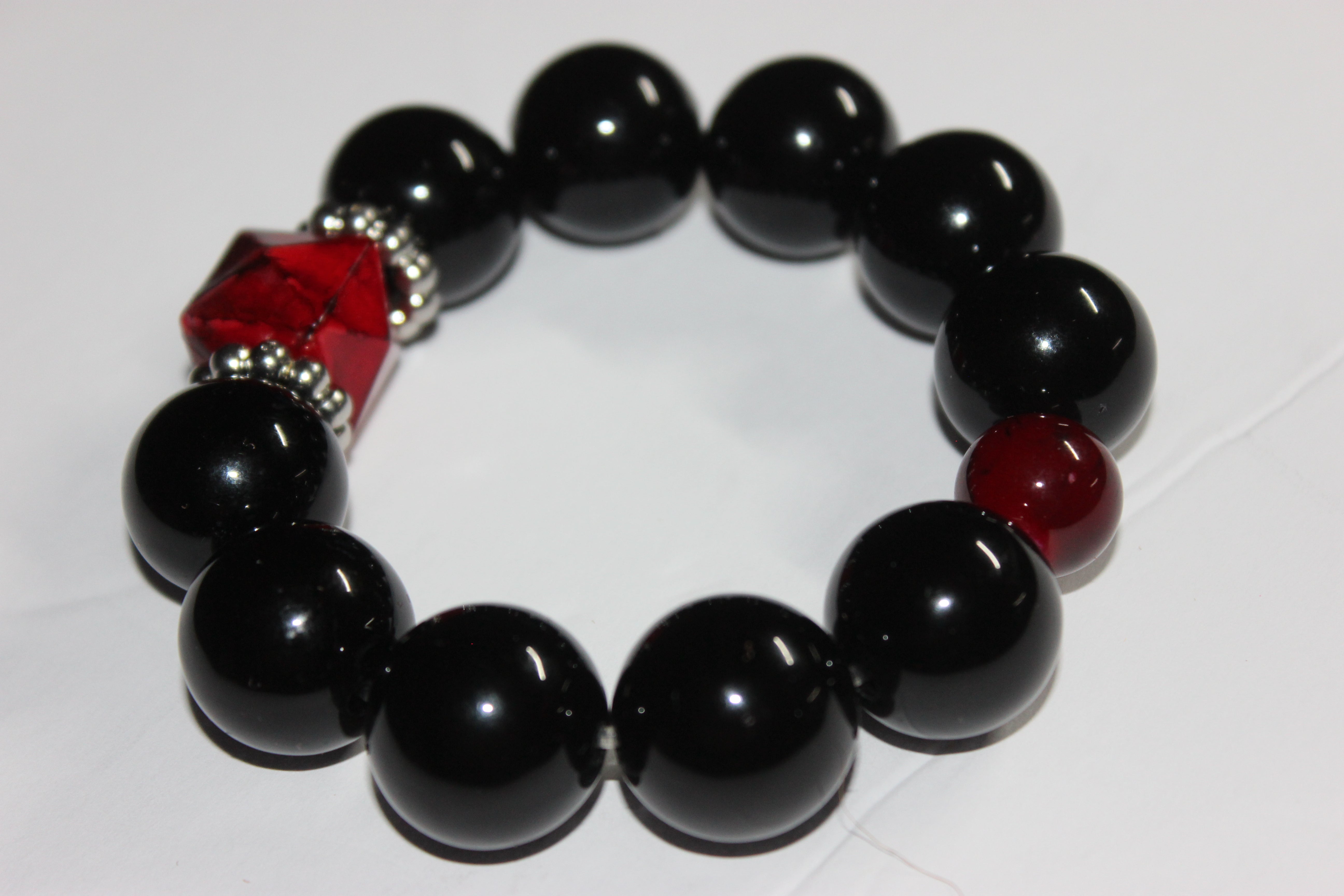 Red & Black Large Beaded Bracelet