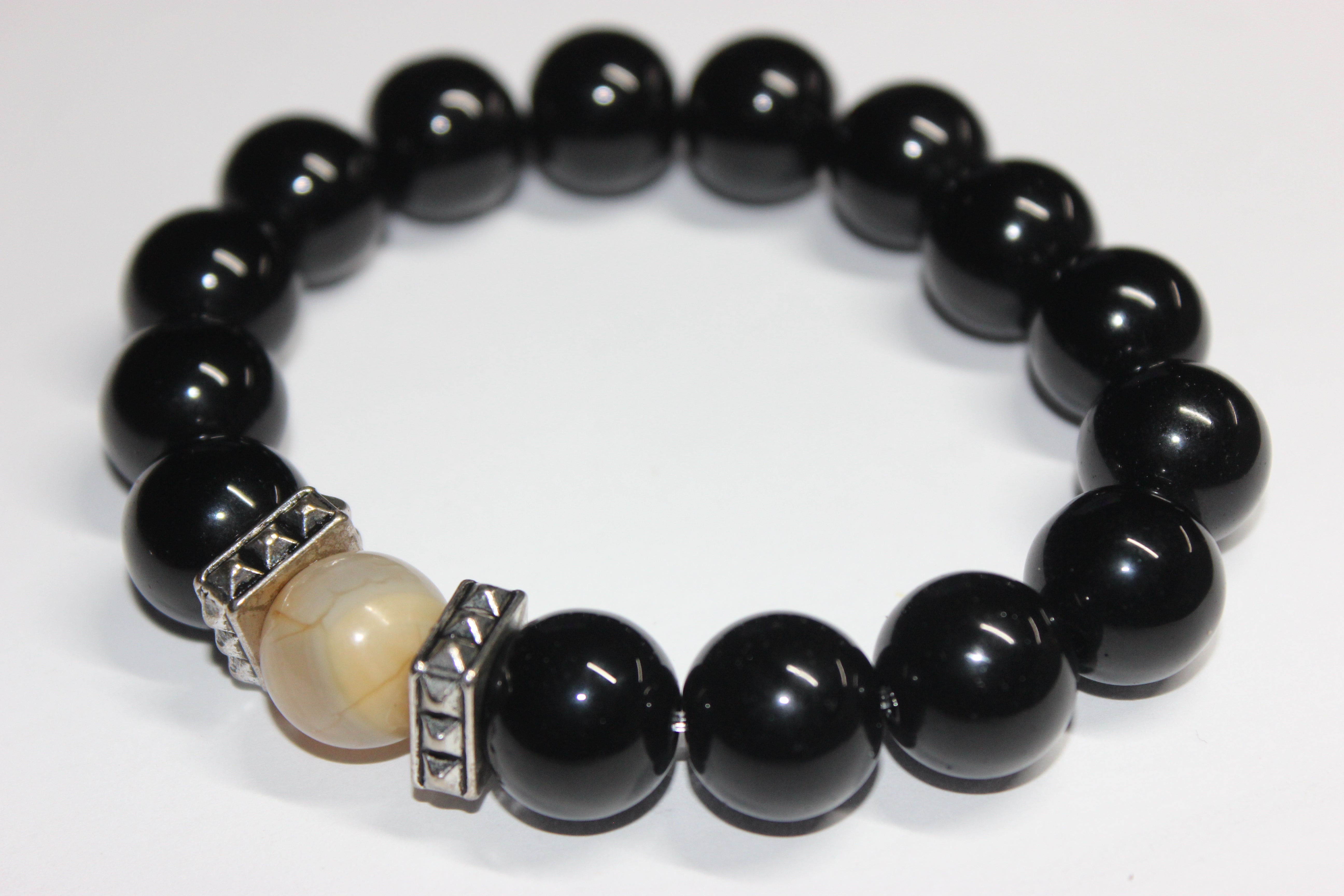 Midriè Black Beaded Bracelet