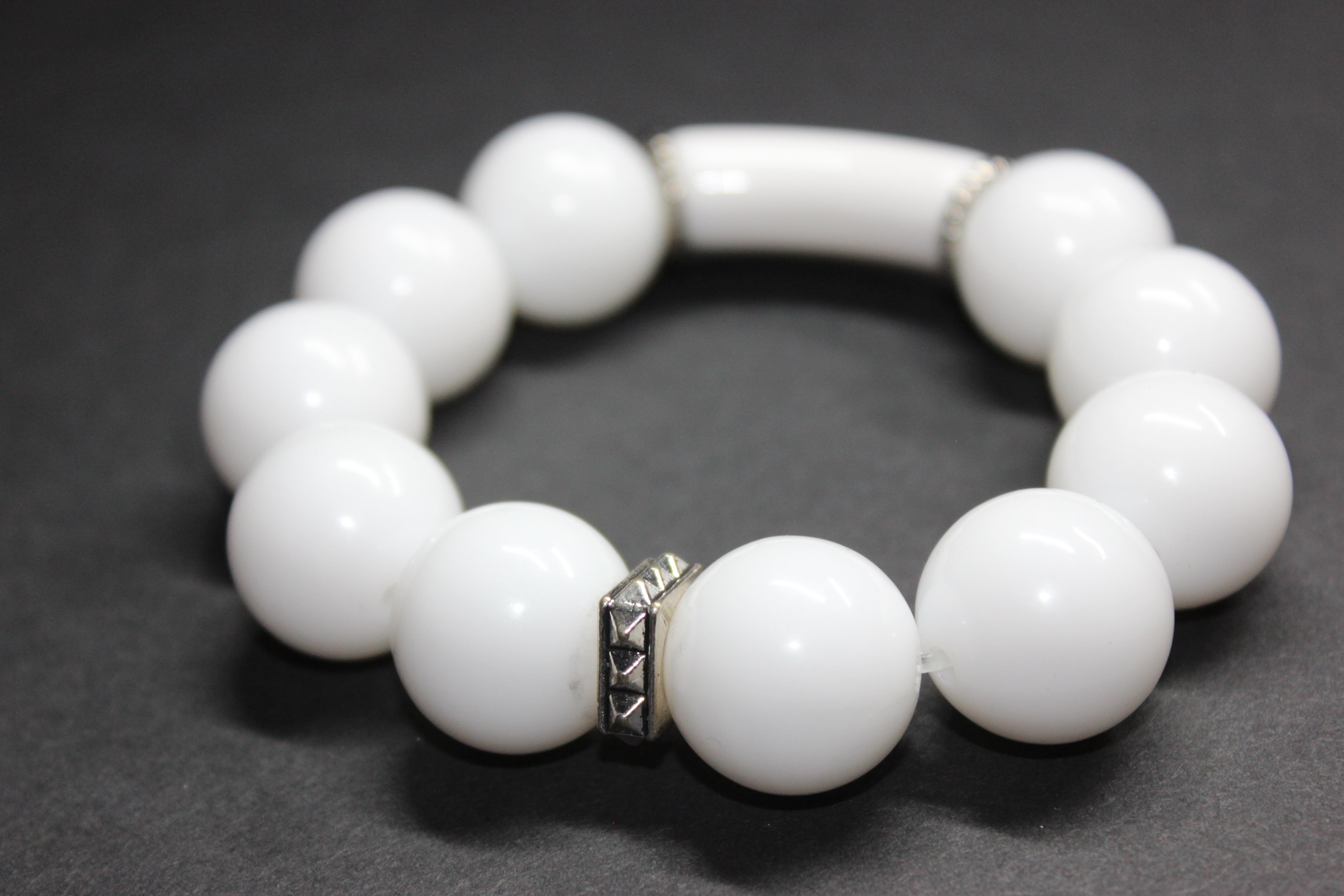 White & Silver Large Beaded Bracelet