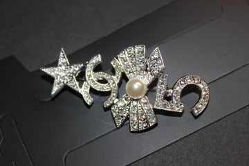 Silver Rhinestone Pearl Brooch Pin