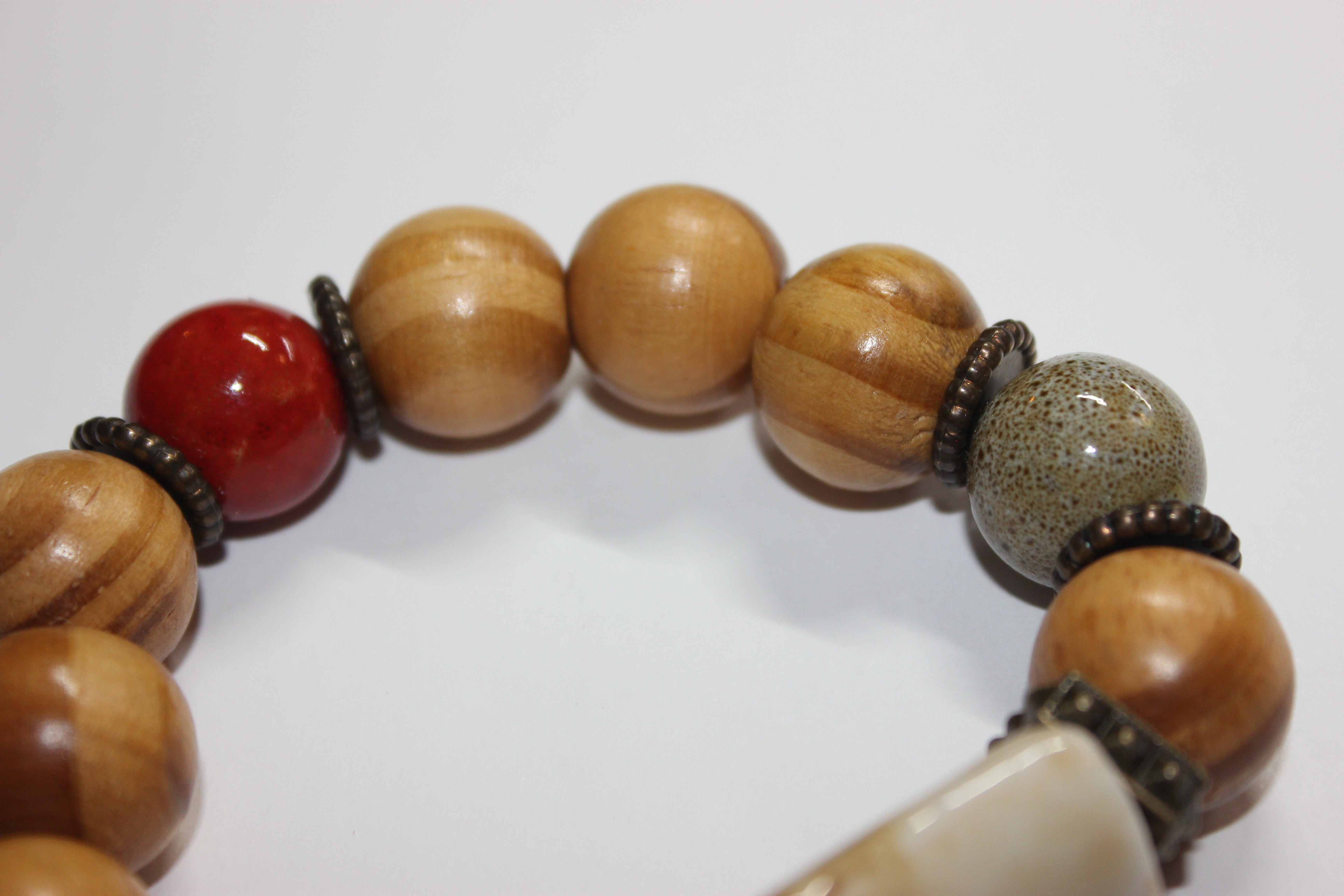 💪🏽MENSWEAR💪🏽 Earth-tone Wood & Ceramic Beaded Bracelet