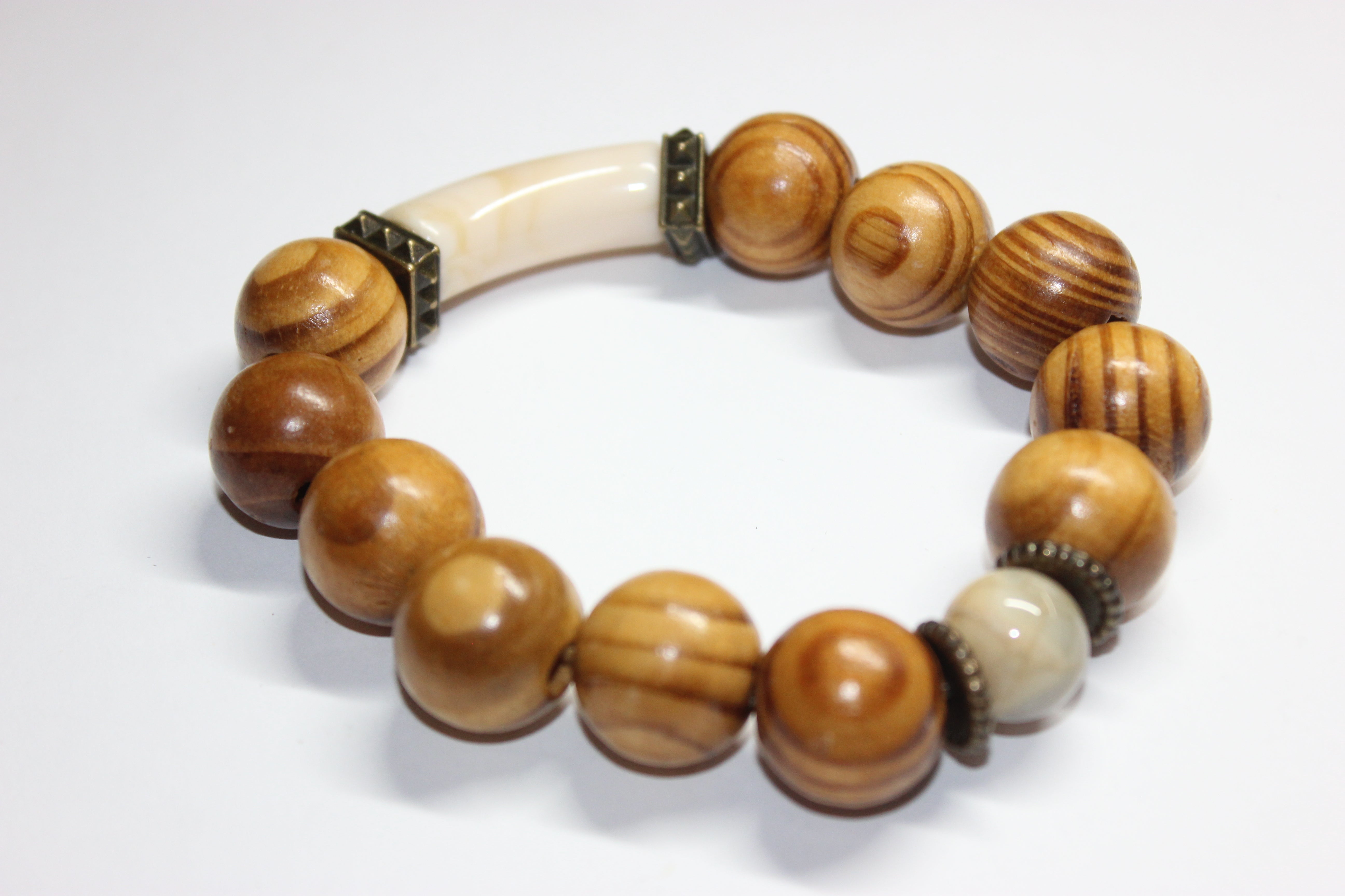 Tan & Wood Beaded Bracelet