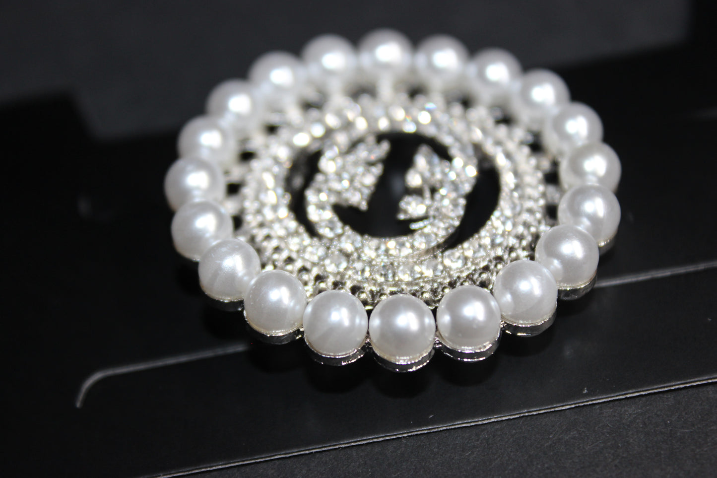 Pearl & Silver Rhinestone Brooch Pin