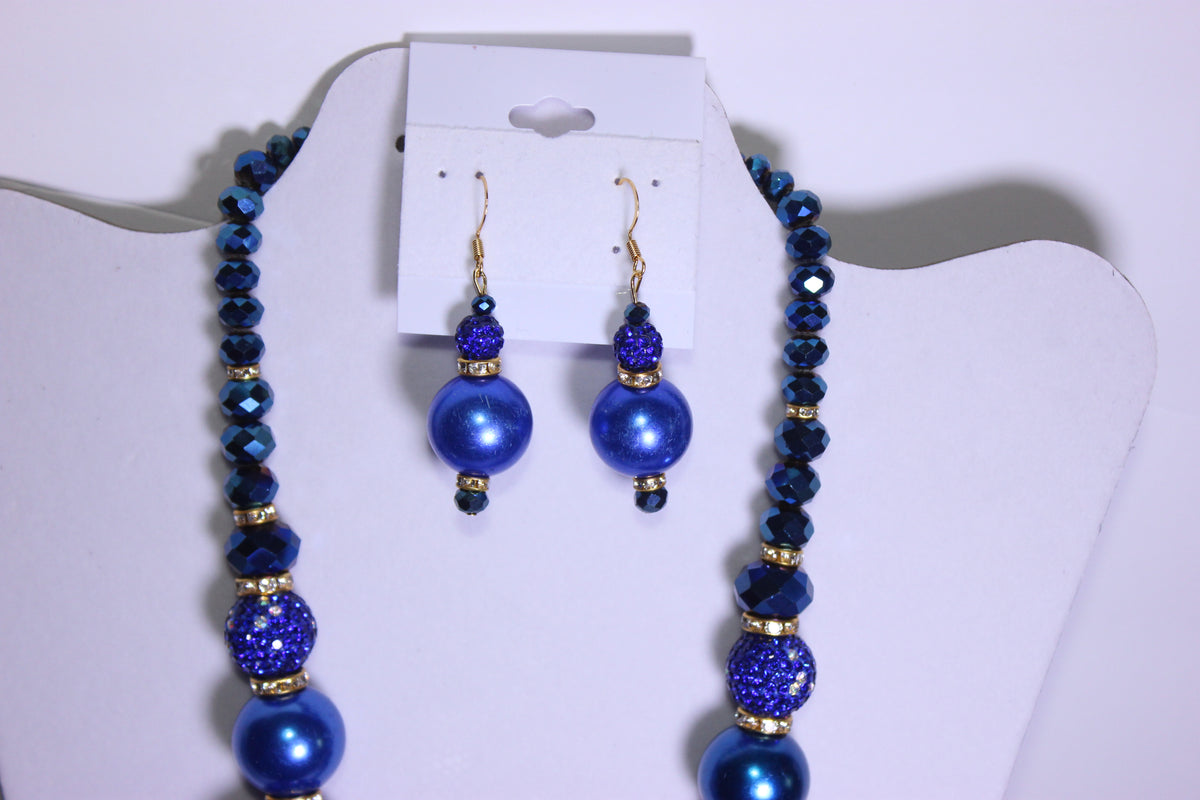 Stonewashed Blue Pearl & Rhinestone Charm Necklace Set with Earrings (Gold)