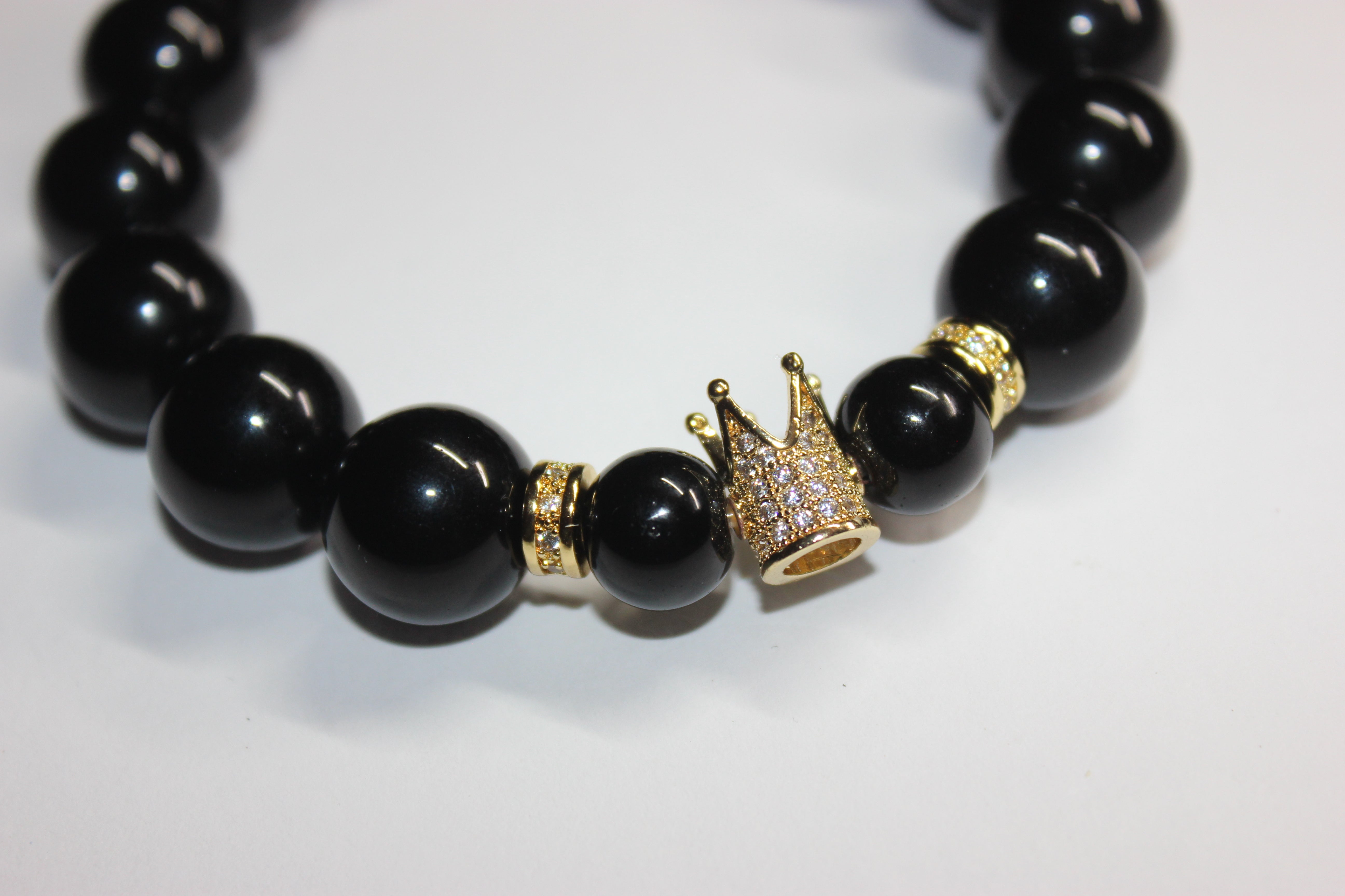 💪🏽MENSWEAR💪🏽 Black & Gold Upright Crown Bracelet