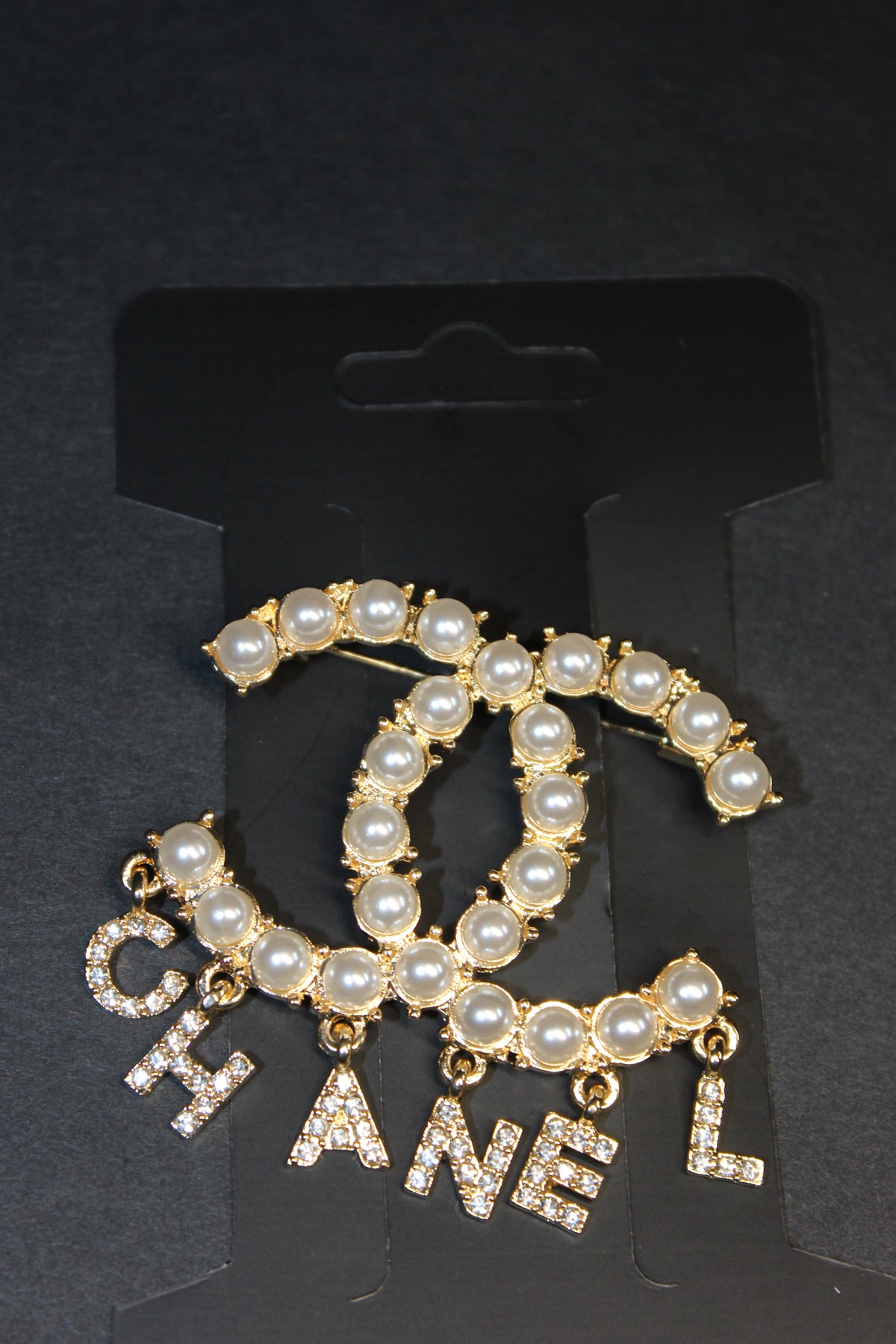 Pearl & Gold Brooch Pin