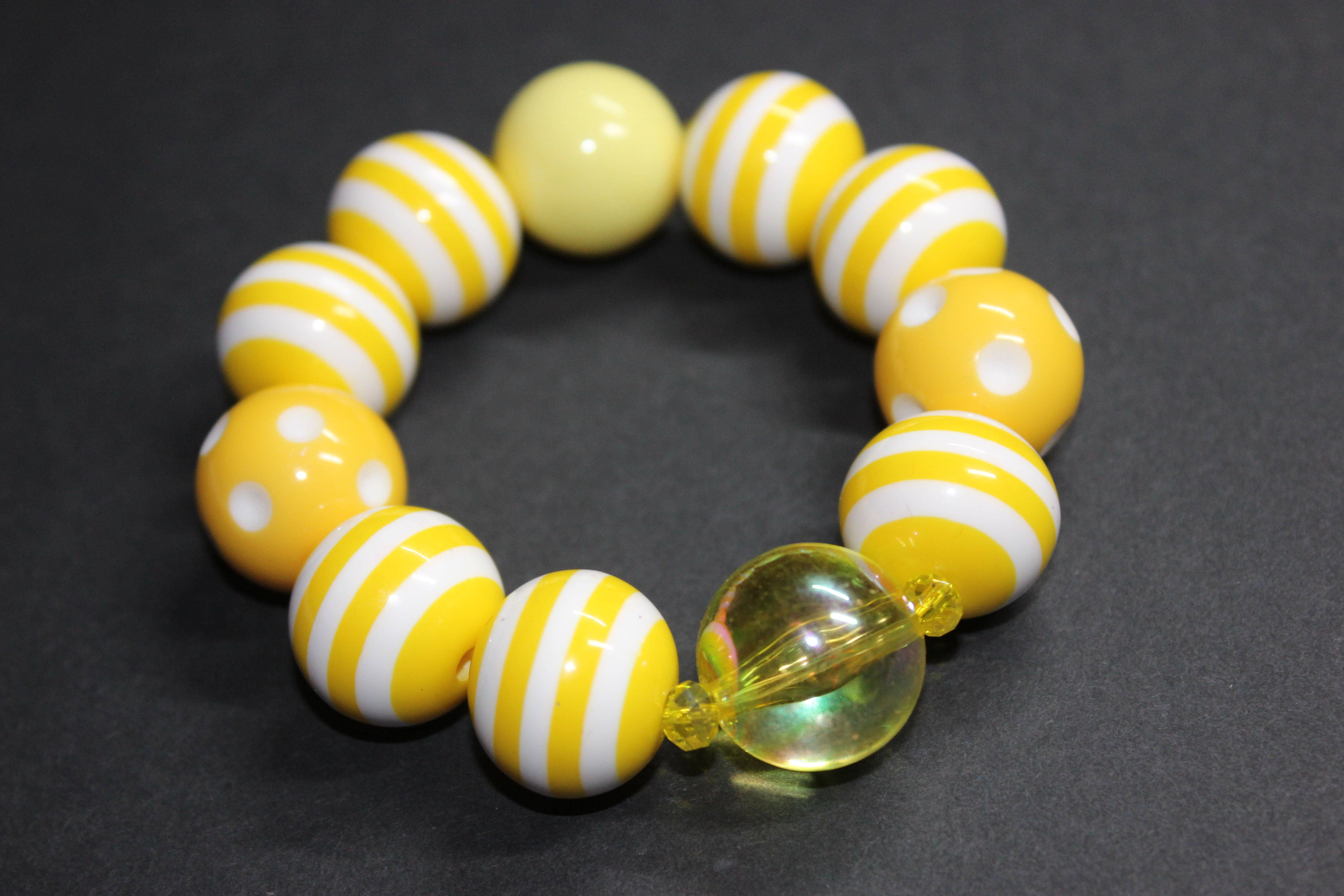Yellow & White Large Beaded Bracelet