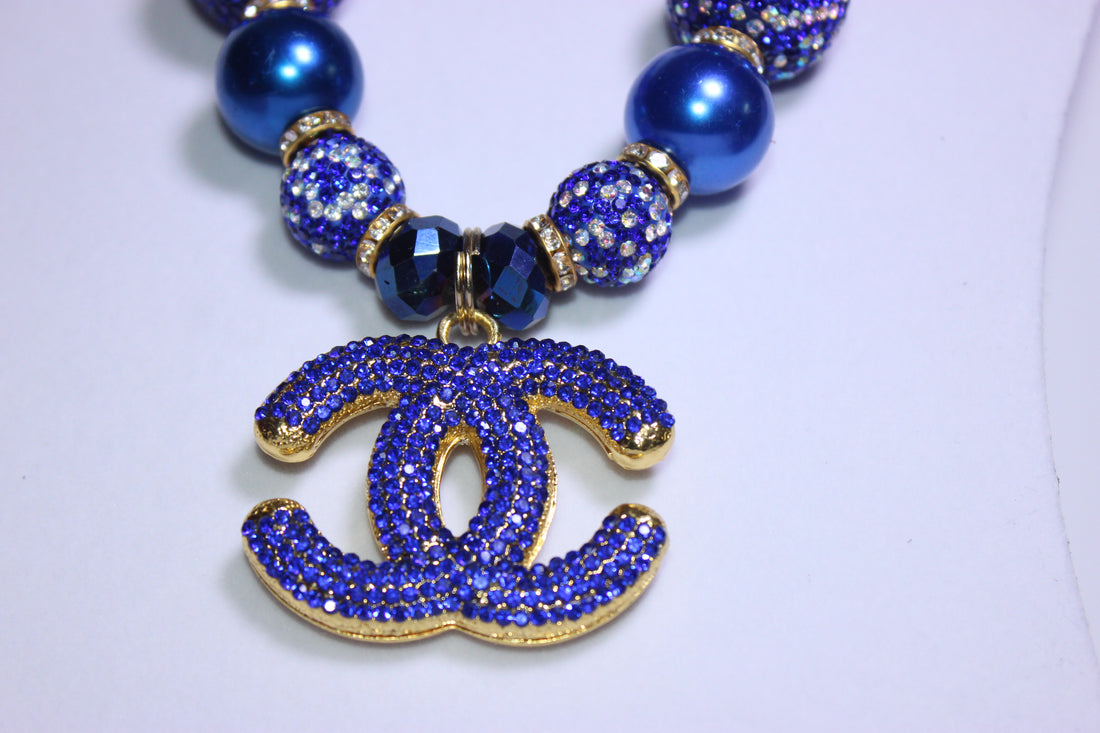 Stonewashed Blue Pearl & Rhinestone Charm Necklace Set with Earrings (Gold)