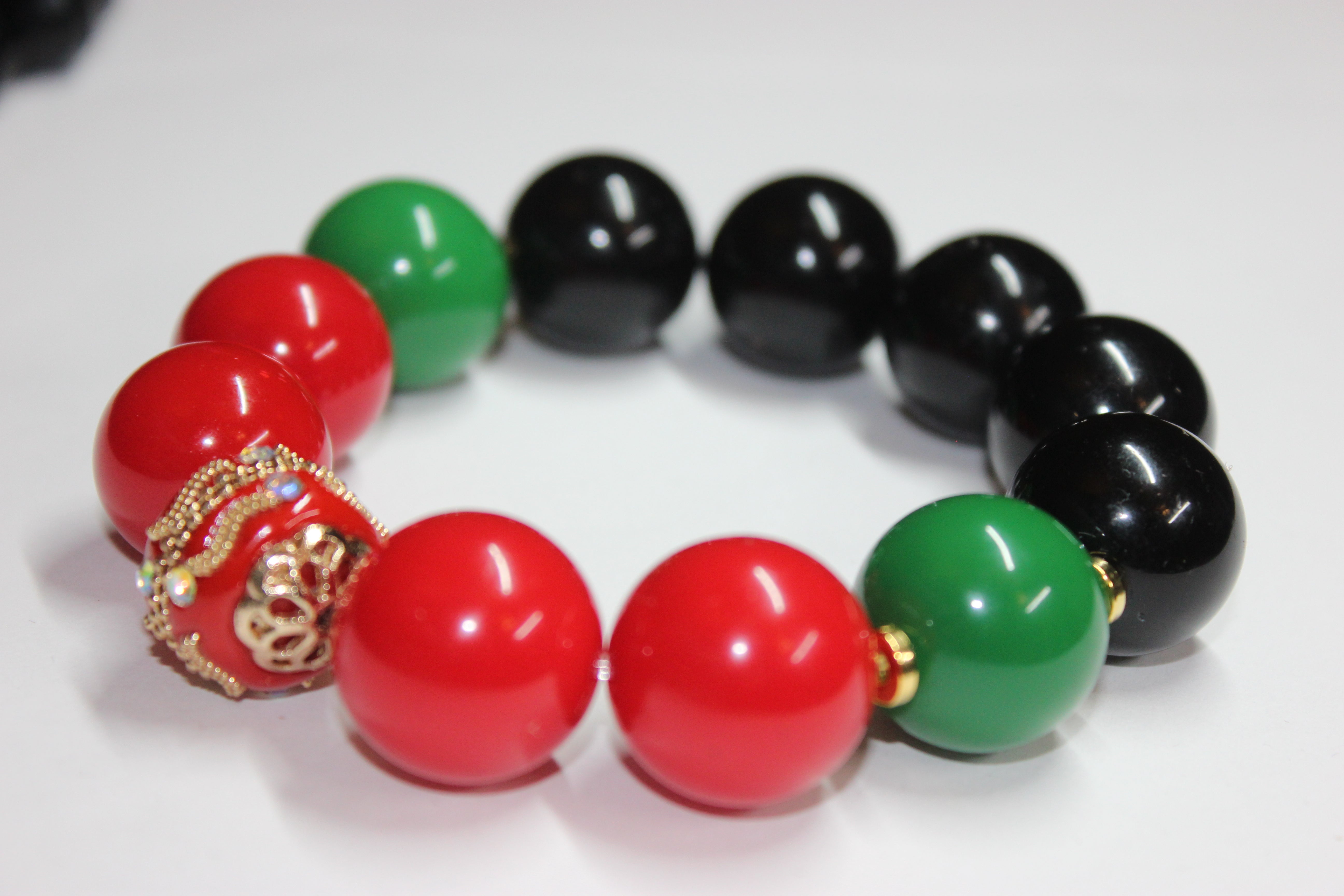 CBC Exclusive Large Beaded Bracelet Red/Black/Green w Gold