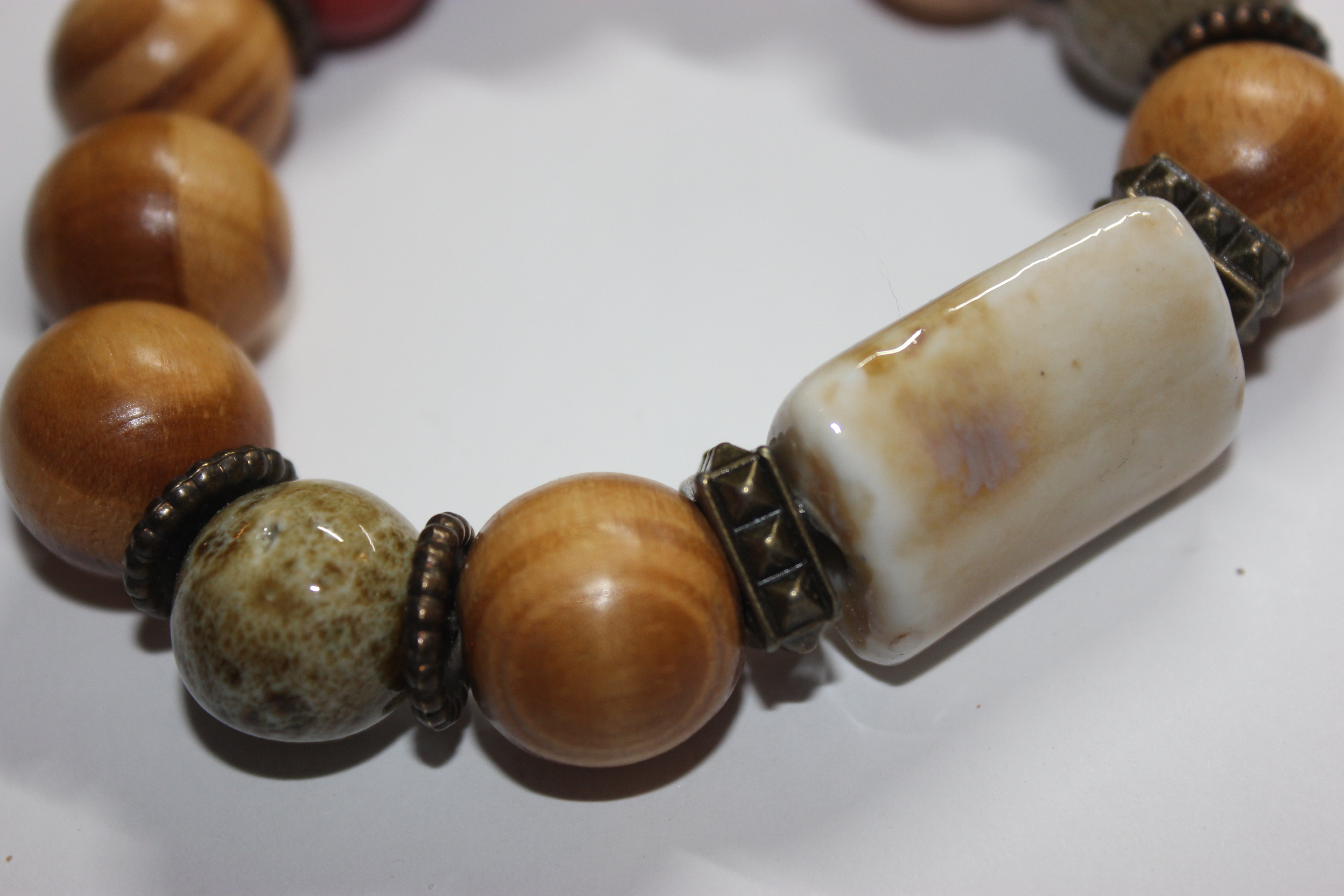 💪🏽MENSWEAR💪🏽 Earth-tone Wood & Ceramic Beaded Bracelet