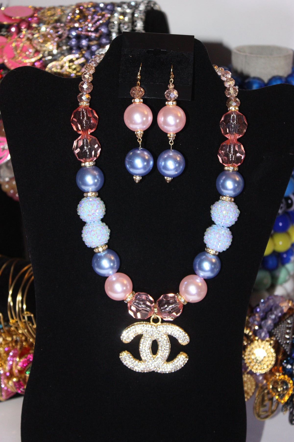 Shades Of Pink & Blue Pearl & Rhinestone Charm Necklace & Earrings Set (GOLD)
