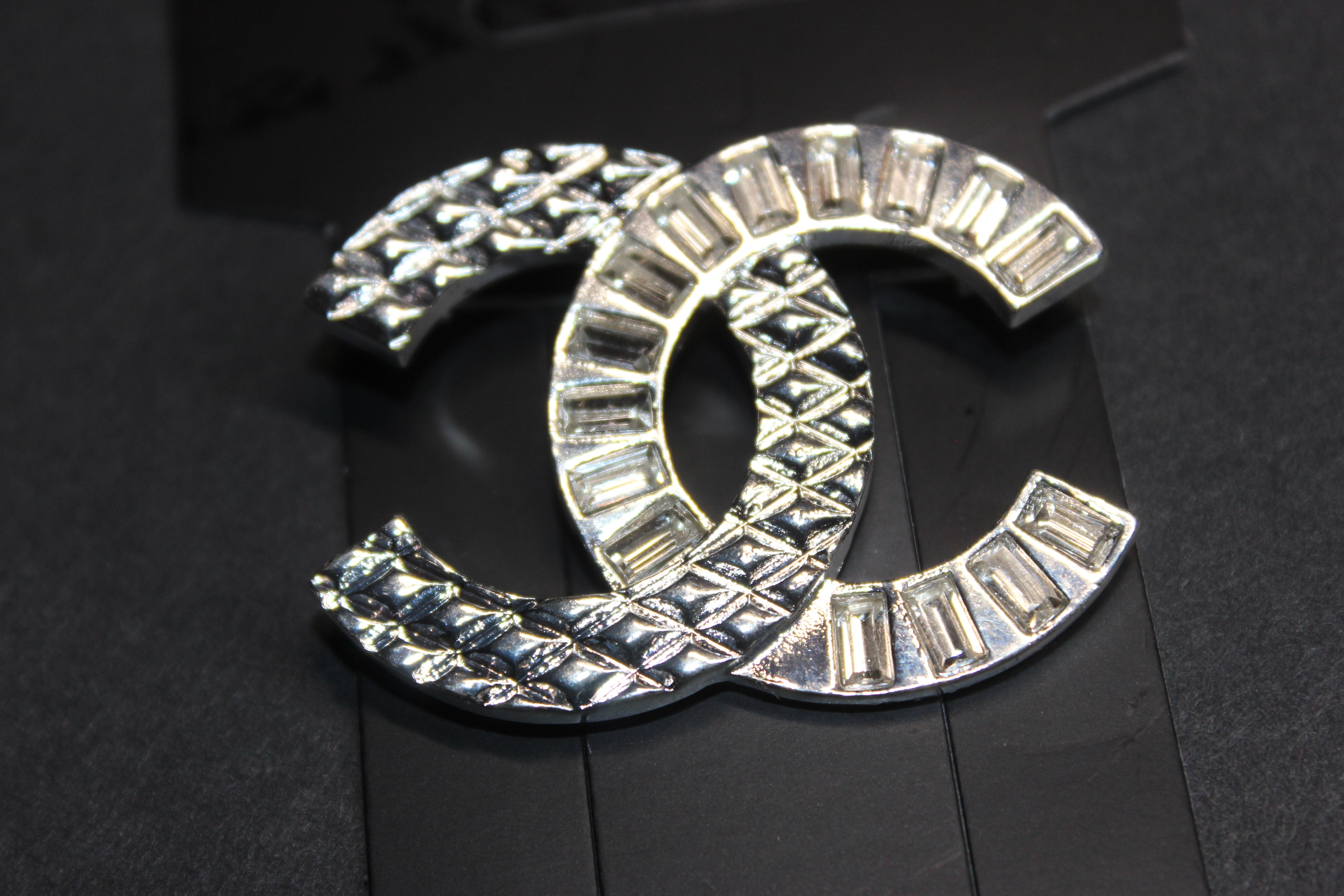 Silver Brooch Pin
