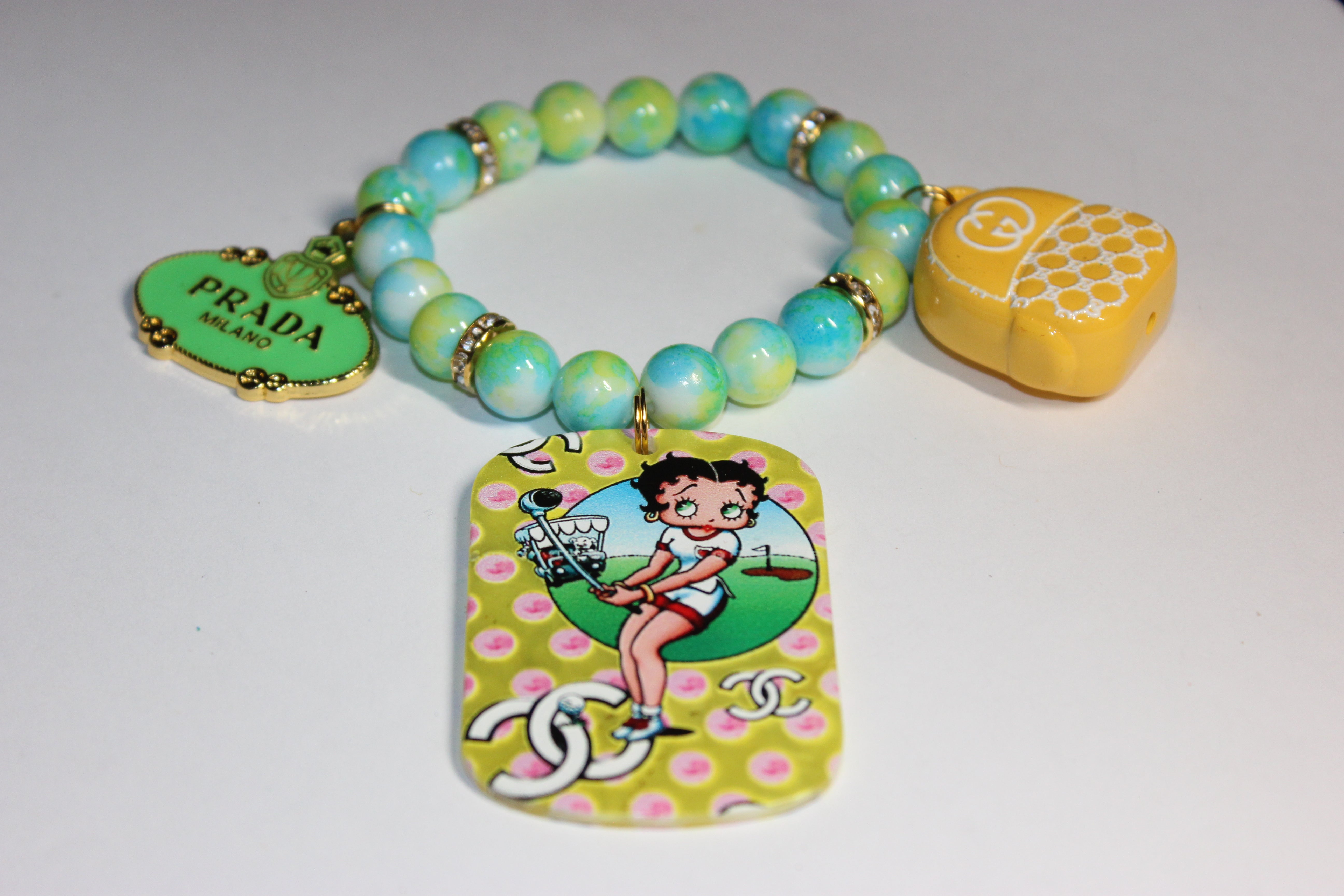 Yellow Green Aquamarine w/ Gold Charm Bracelet (1)