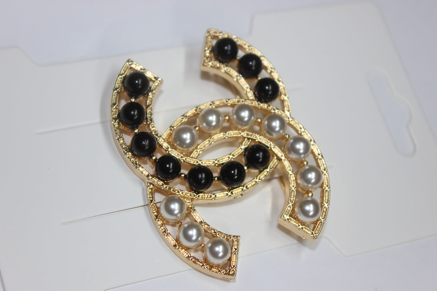 Pearl Gold & Black Brooch Pin