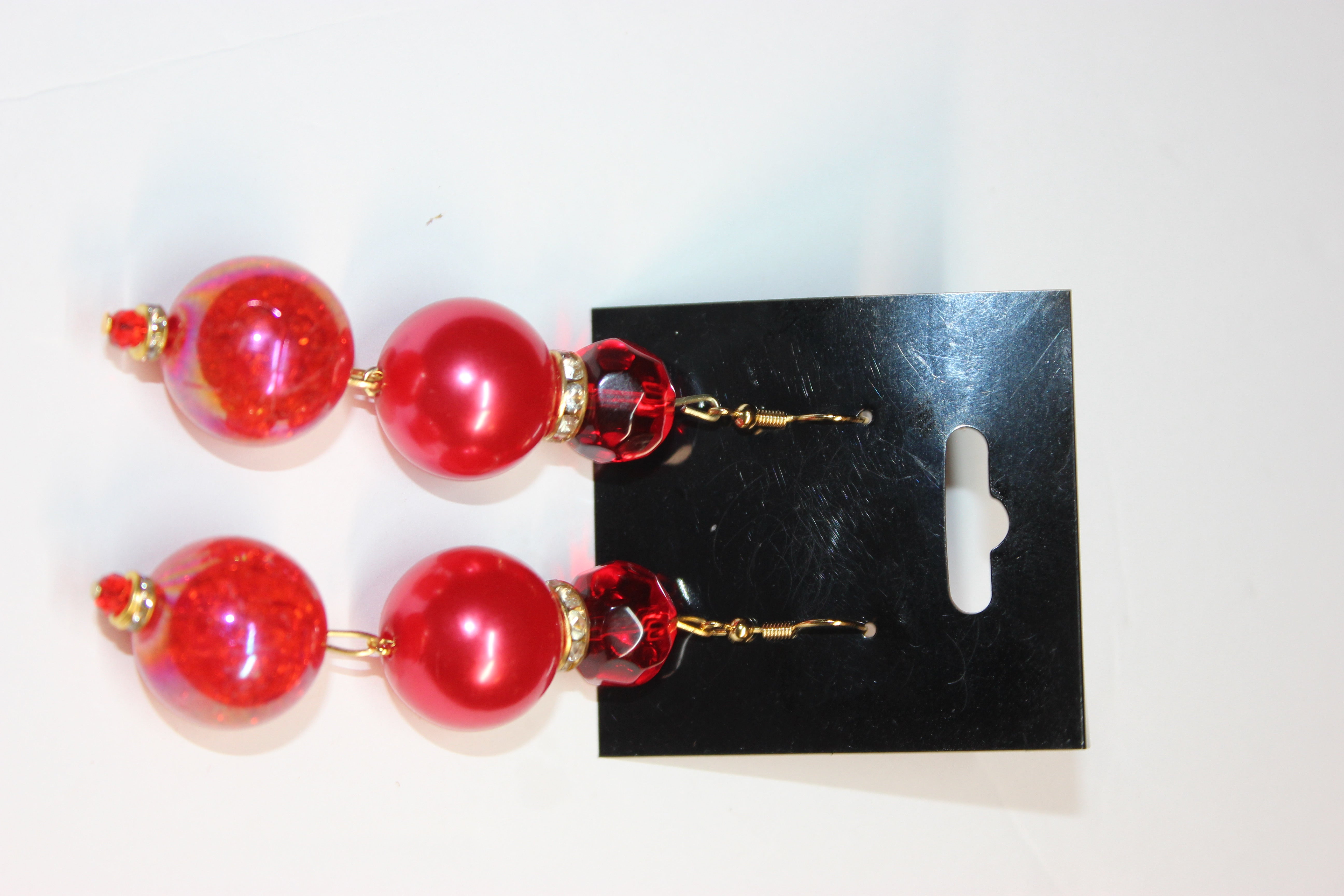 Shades Of Red w/ Gold Earrings