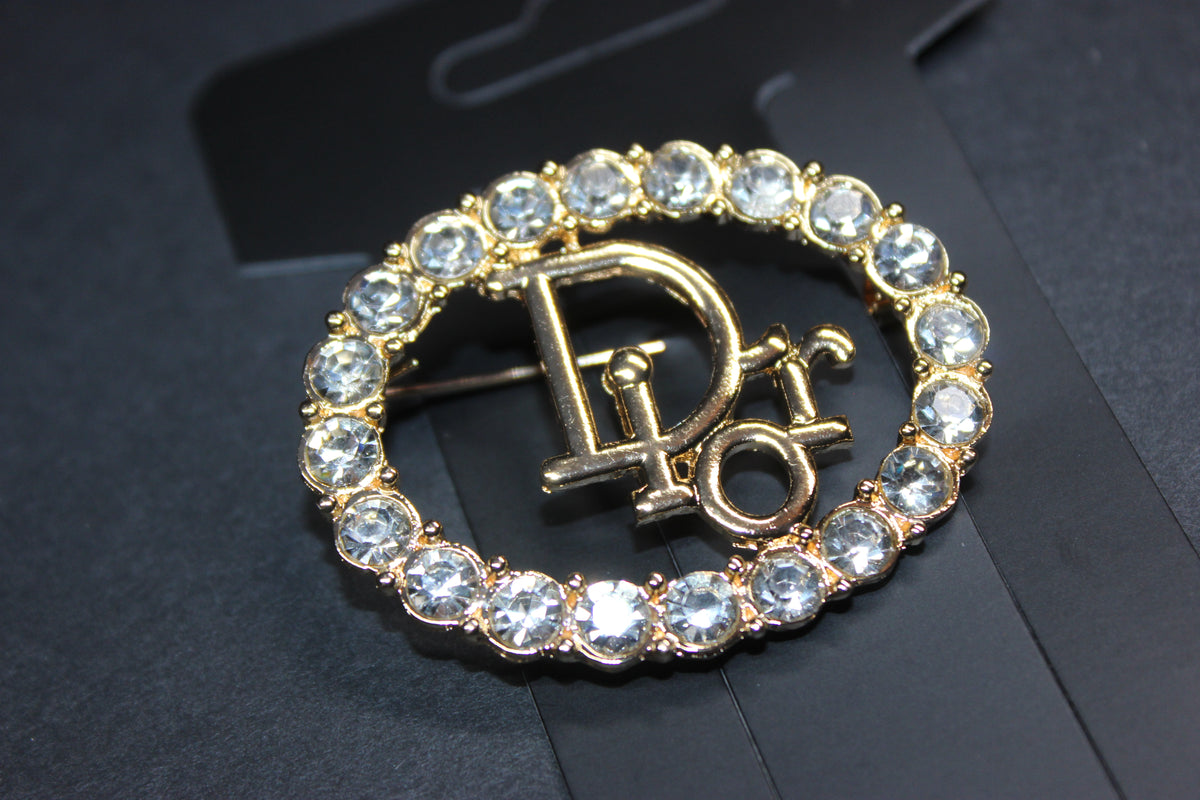Gold Rhinestone Oval Style Brooch Pin