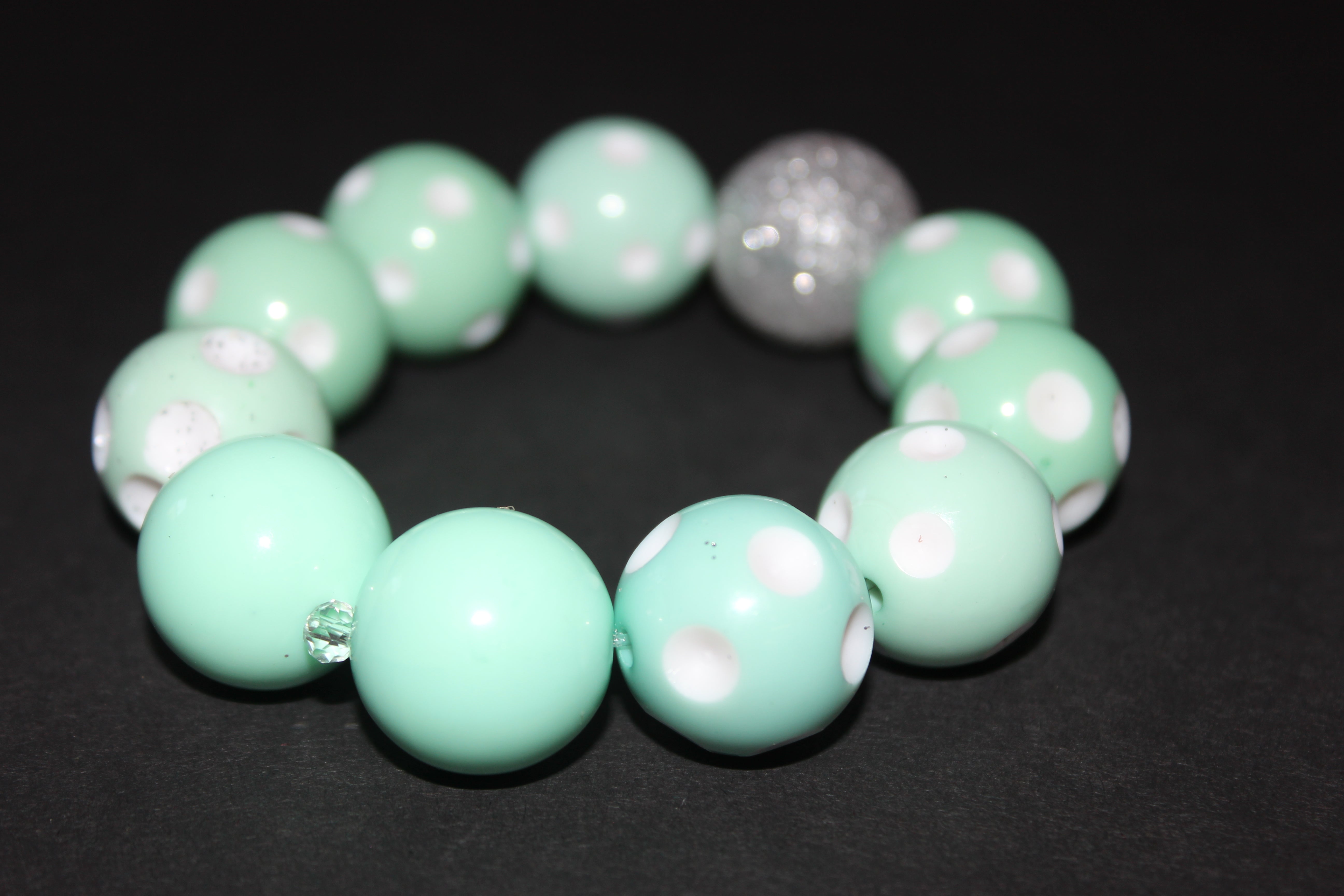 Seafoam/White & Glitter Large Beaded Bracelet
