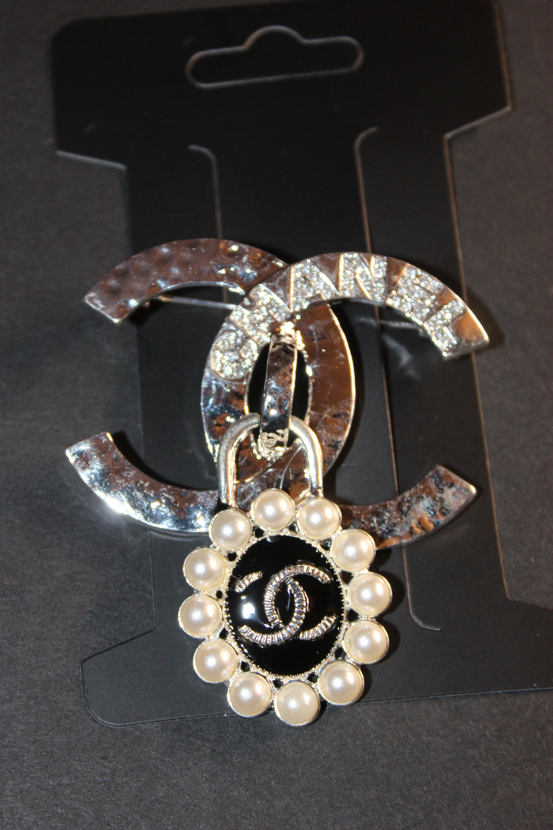 Silver Pearl With Black Brooch Pin