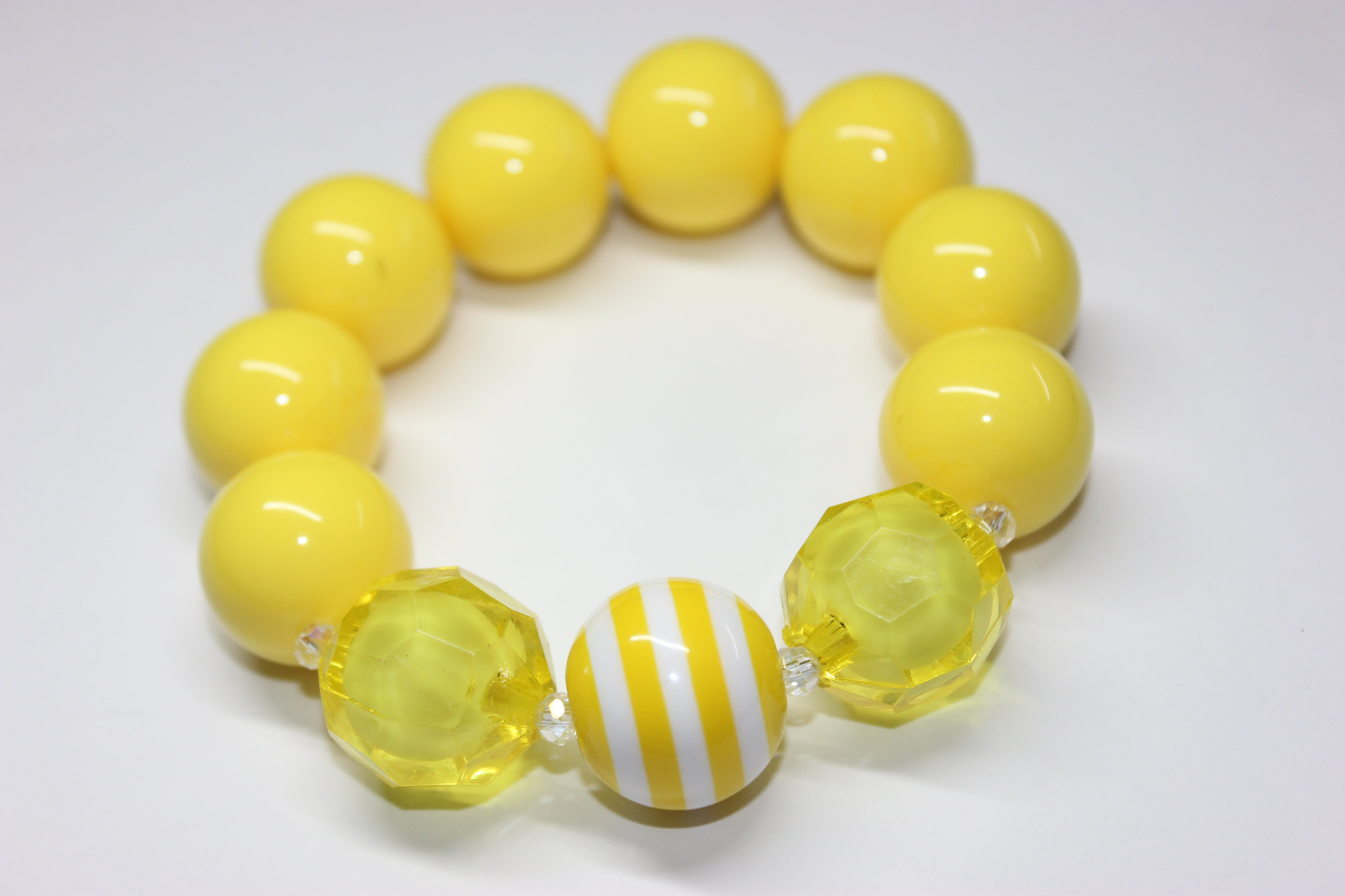 Yellow & White Large Beaded Bracelet