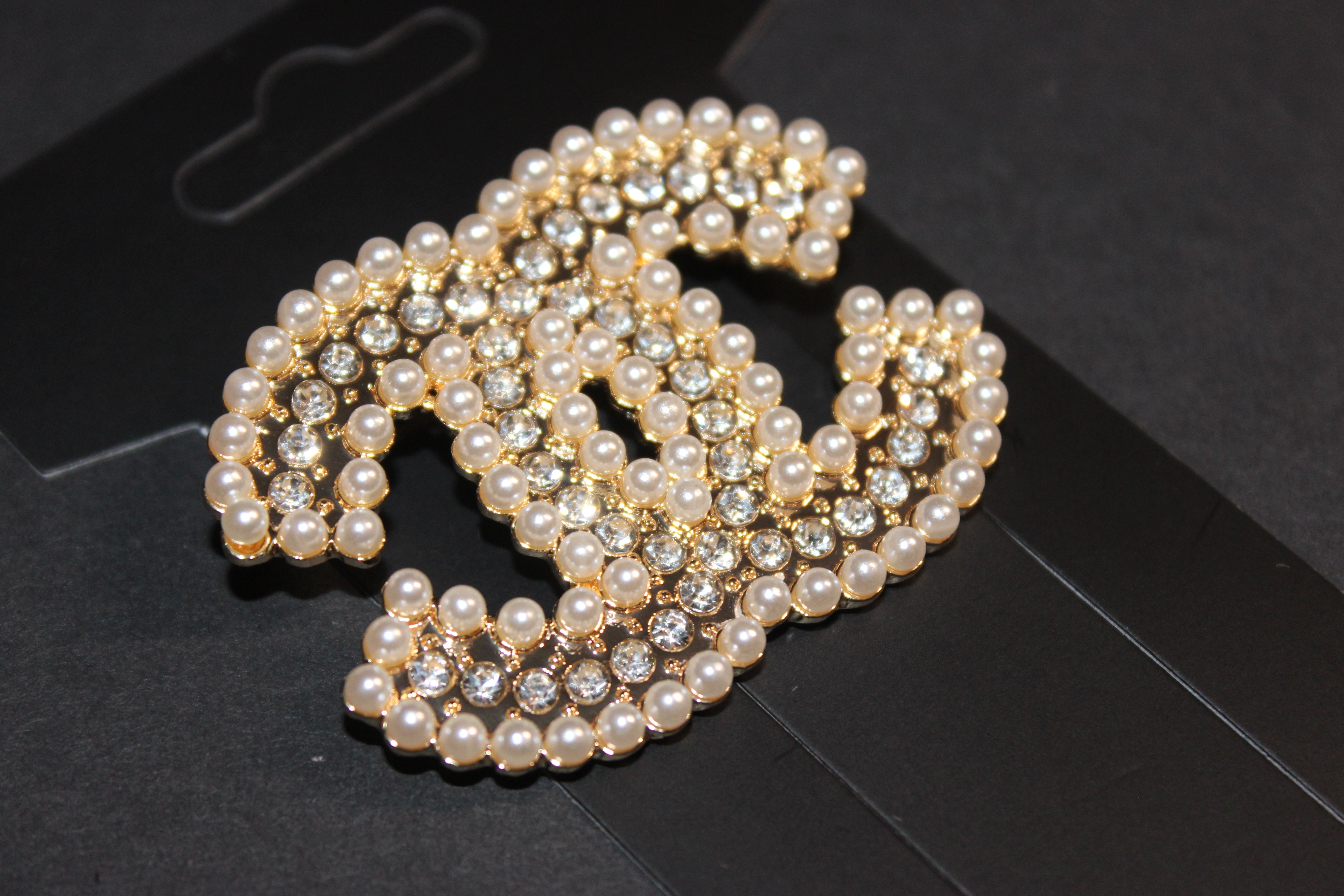 Gold & Pearl Brooch Pin