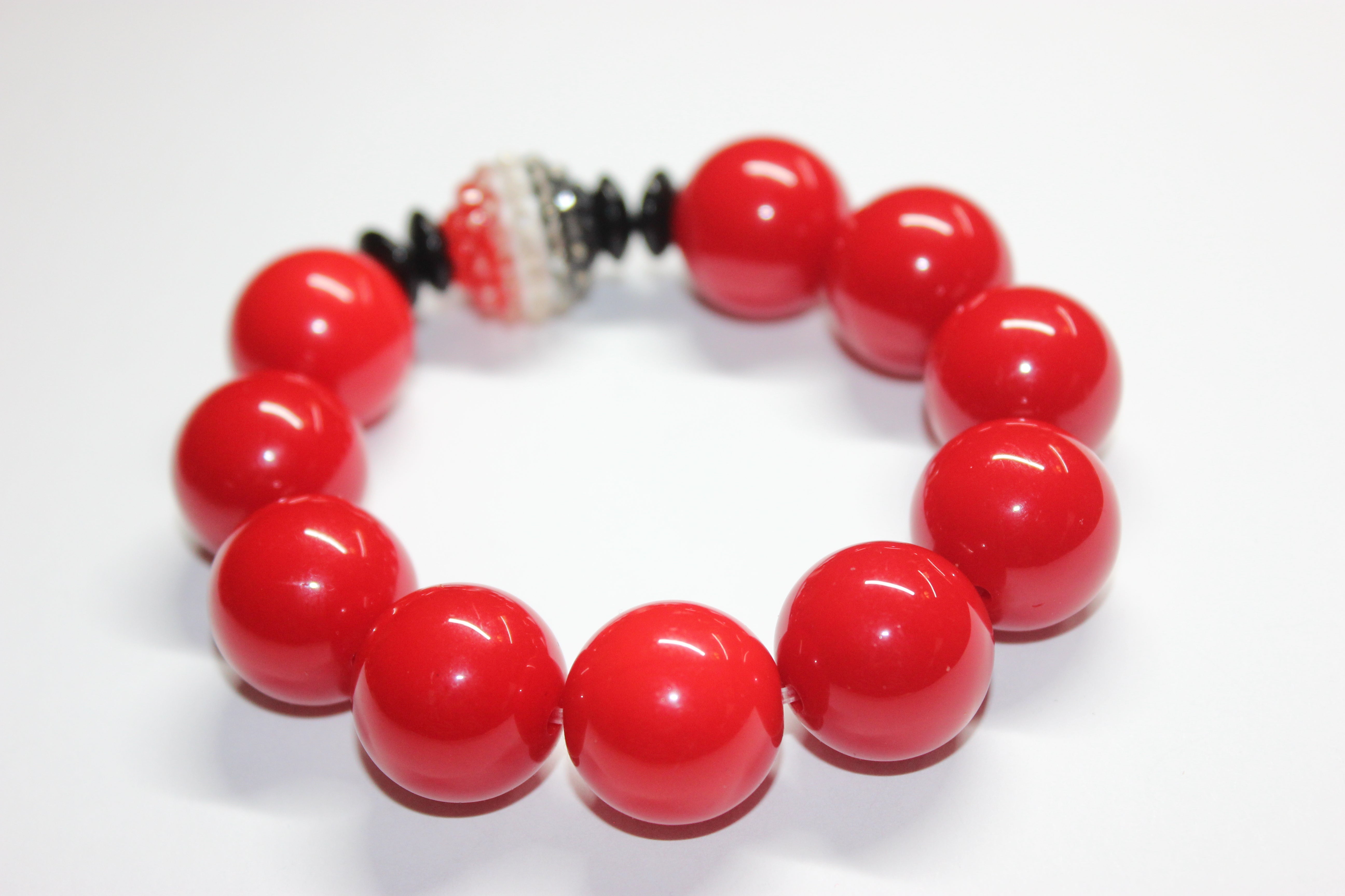 Red Black & White Beaded Bracelet