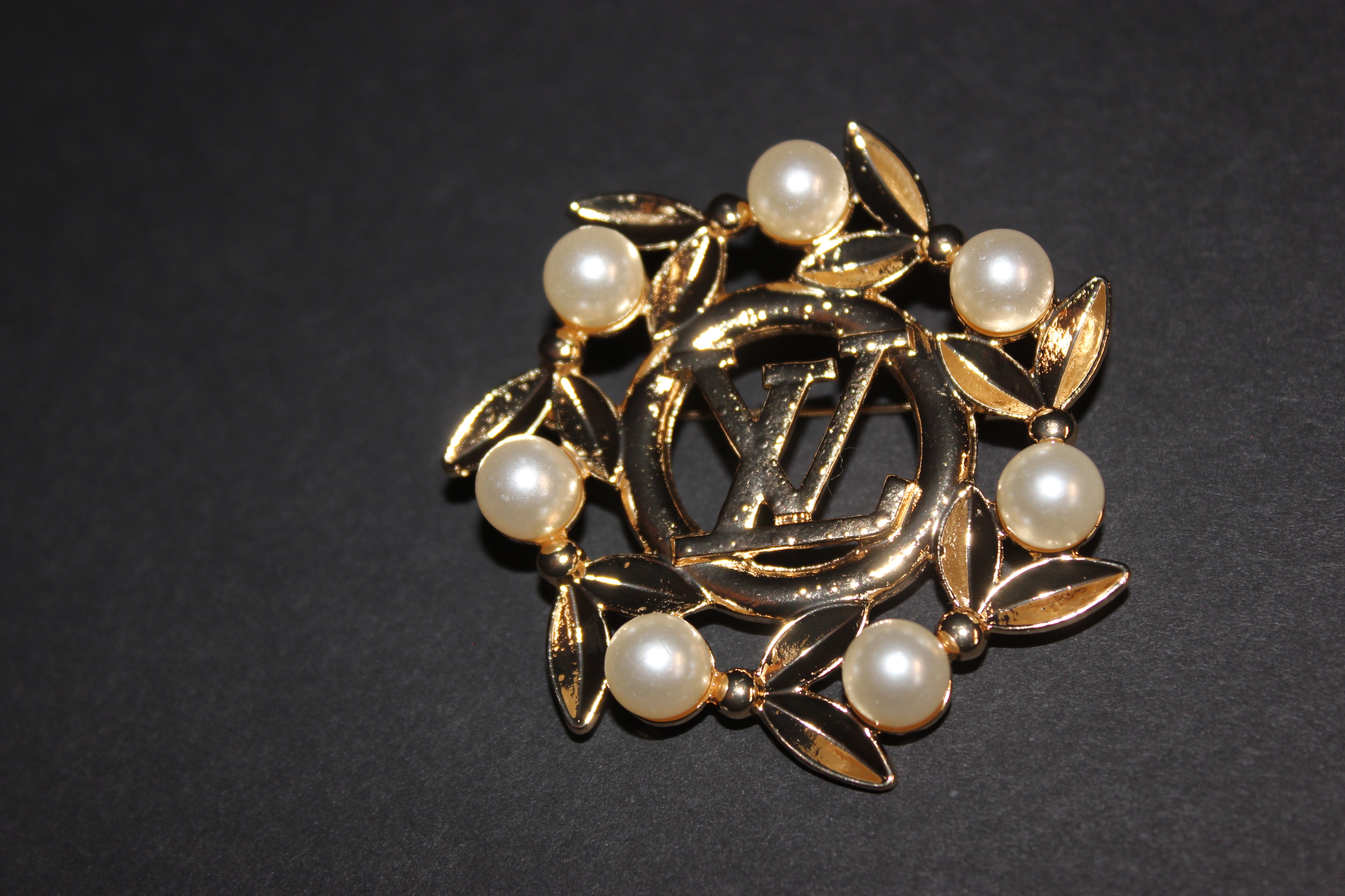 Gold & Pearl Brooch Pin