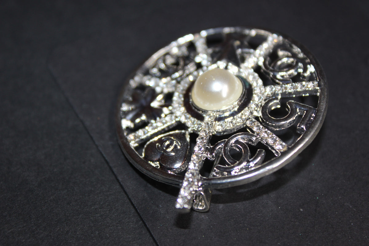 Silver Pearl Brooch Pin
