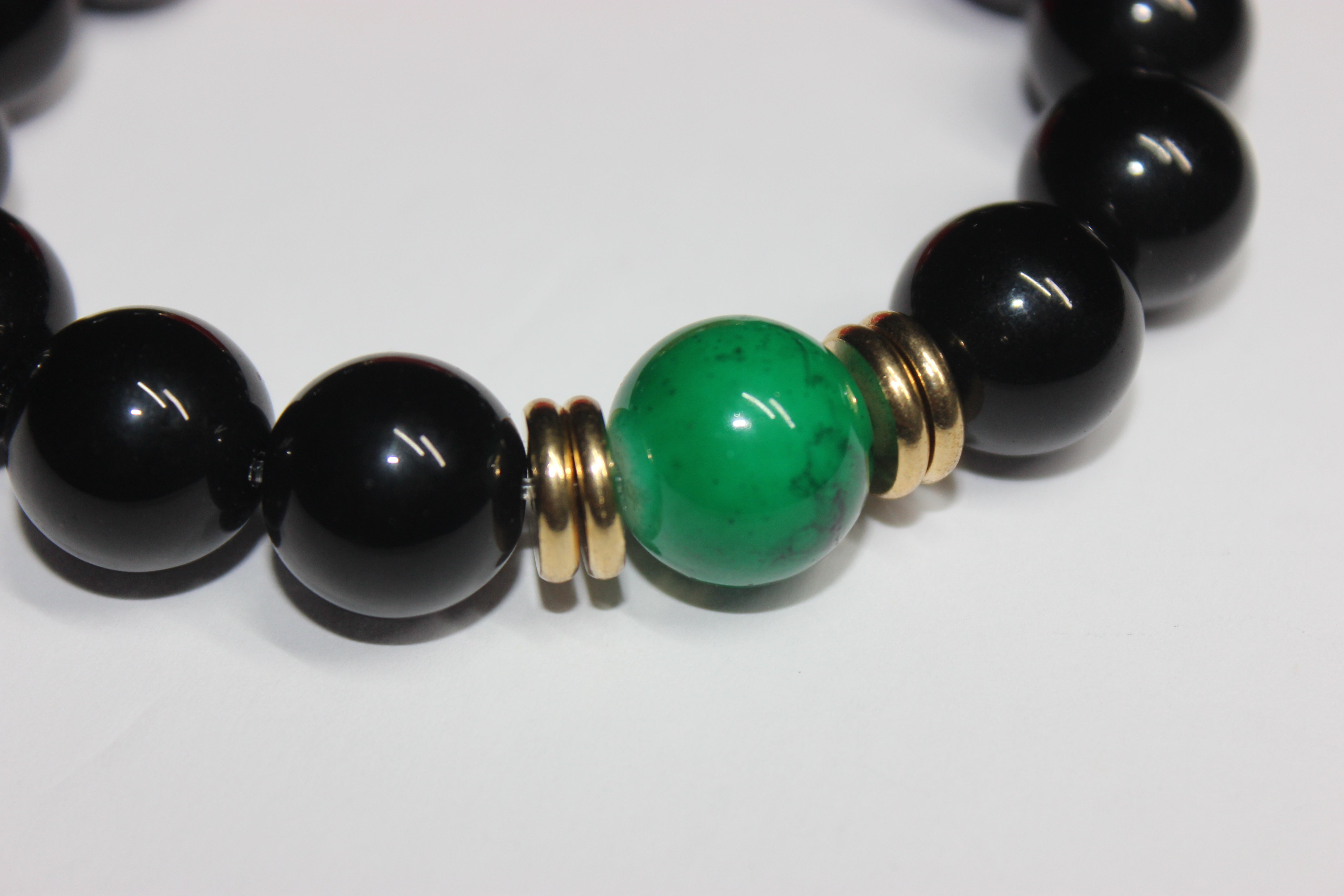 Black Red Green & Gold Beaded Bracelet