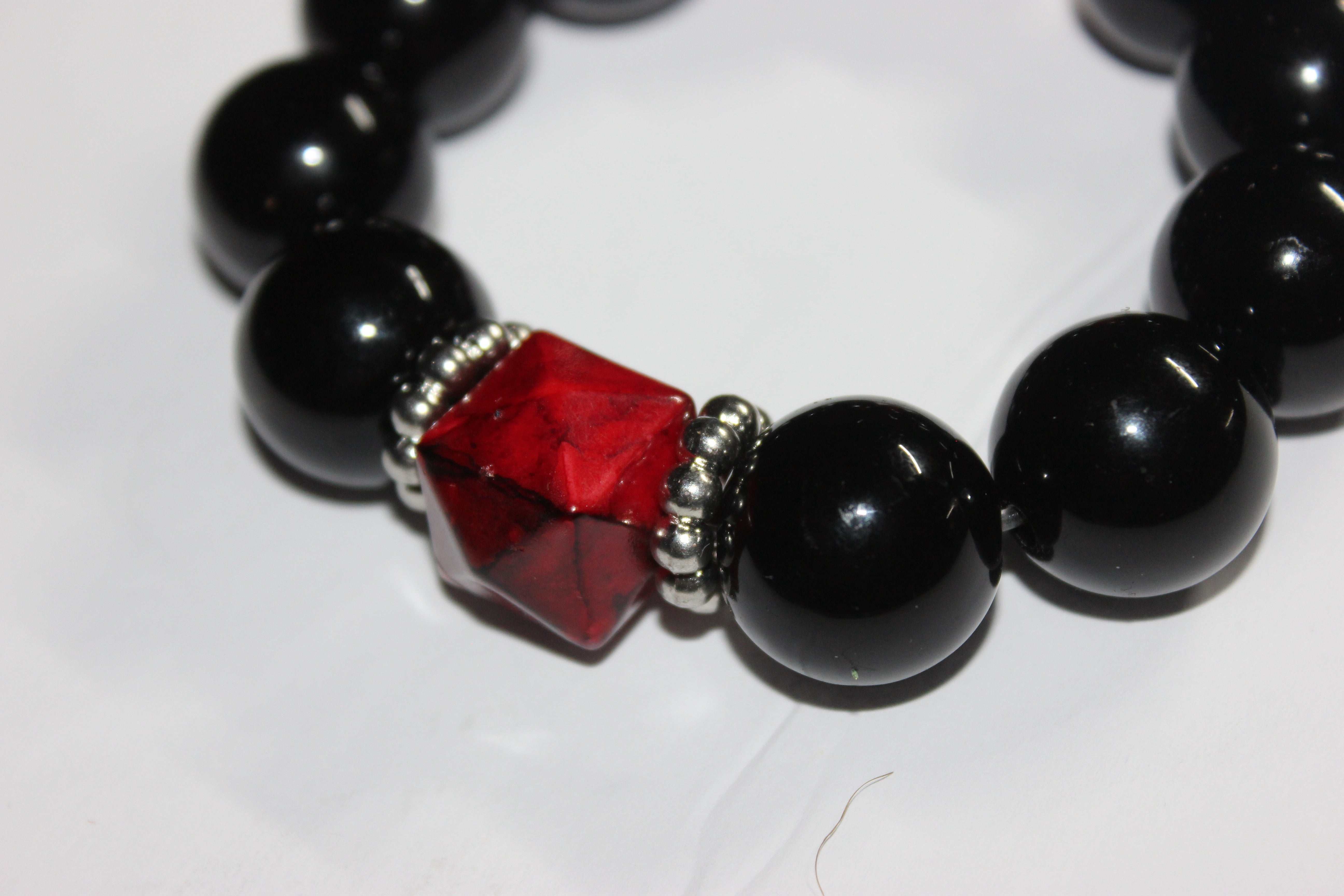 Red & Black Large Beaded Bracelet
