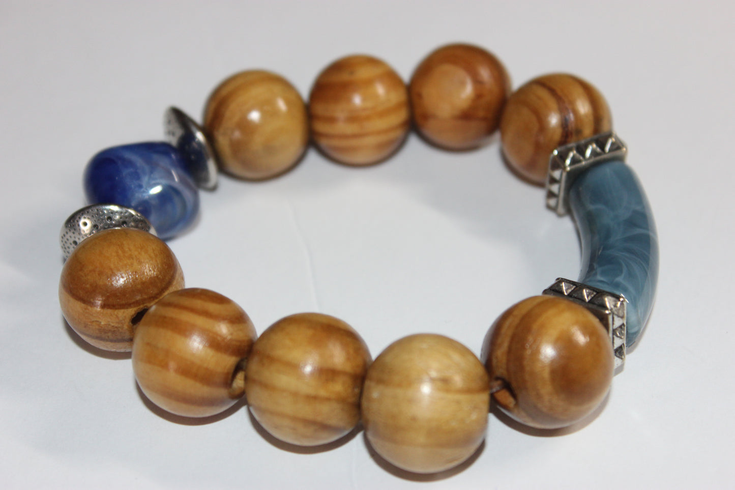 💪🏽MENSWEAR💪🏽 Tan & Blue Wood Beaded Bracelet