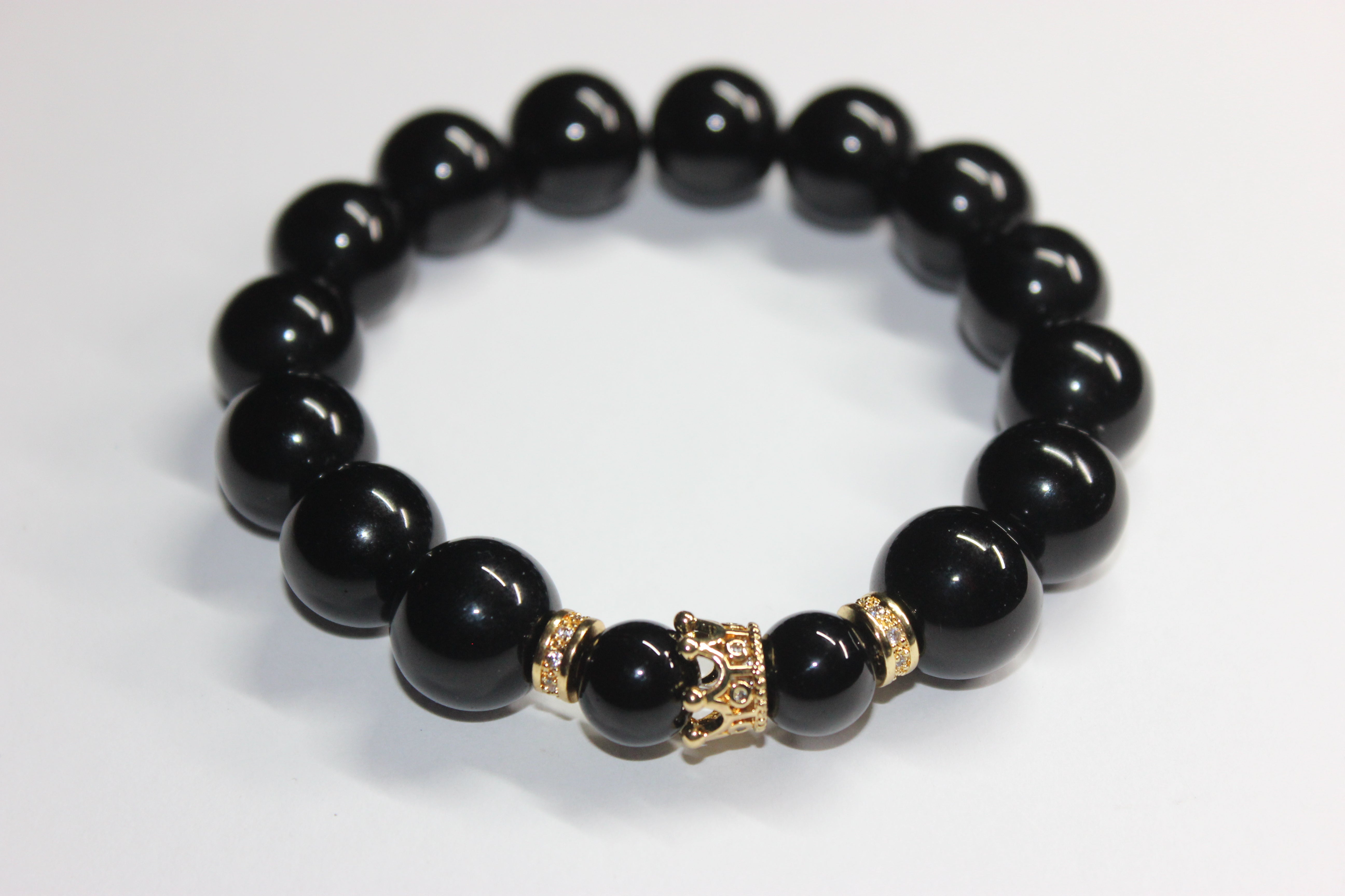💪🏽 MENSWEAR 💪🏽  Black & Gold Crown Charm Bracelet