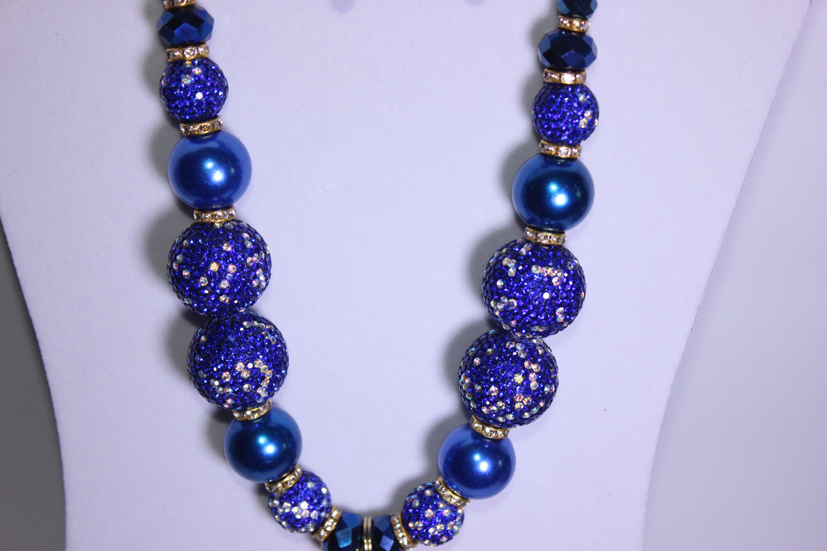 Stonewashed Blue Pearl & Rhinestone Charm Necklace Set with Earrings (Gold)