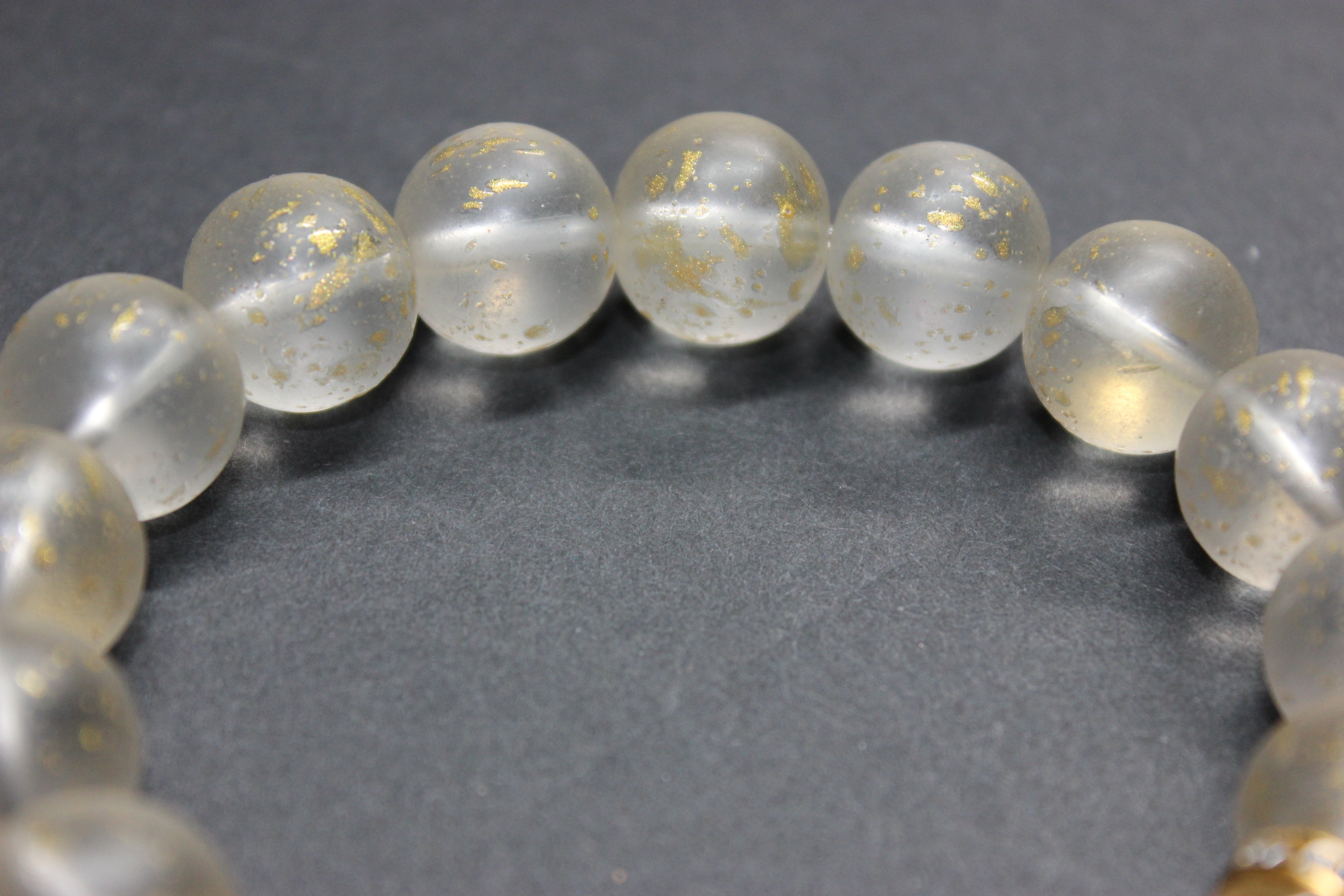 Eznàli Beaded Bracelet with Gold