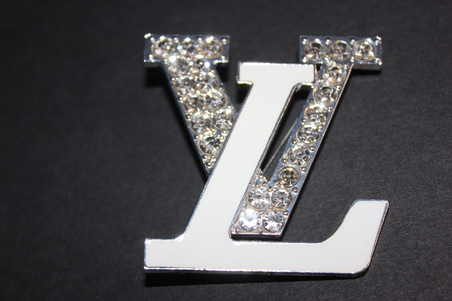 White & Silver Rhinestone Brooch Pin