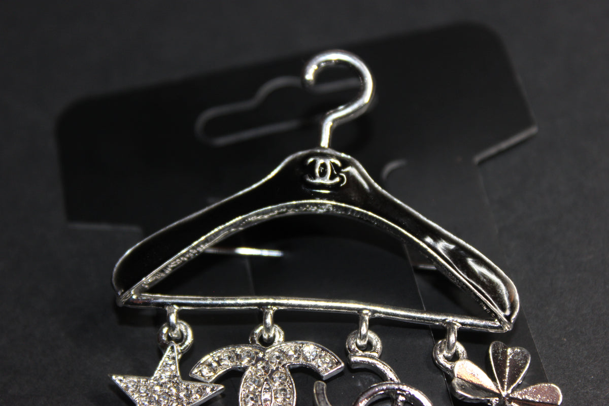 Black & Silver Brooch Pin