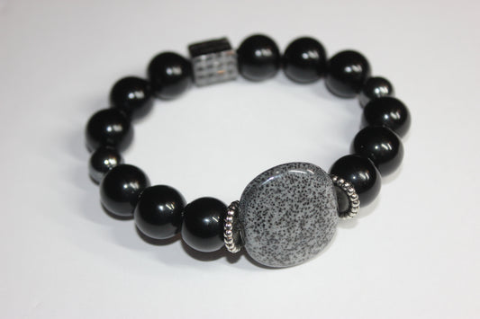 💪🏽MENSWEAR💪🏽 Black & Grey Beaded Bracelet