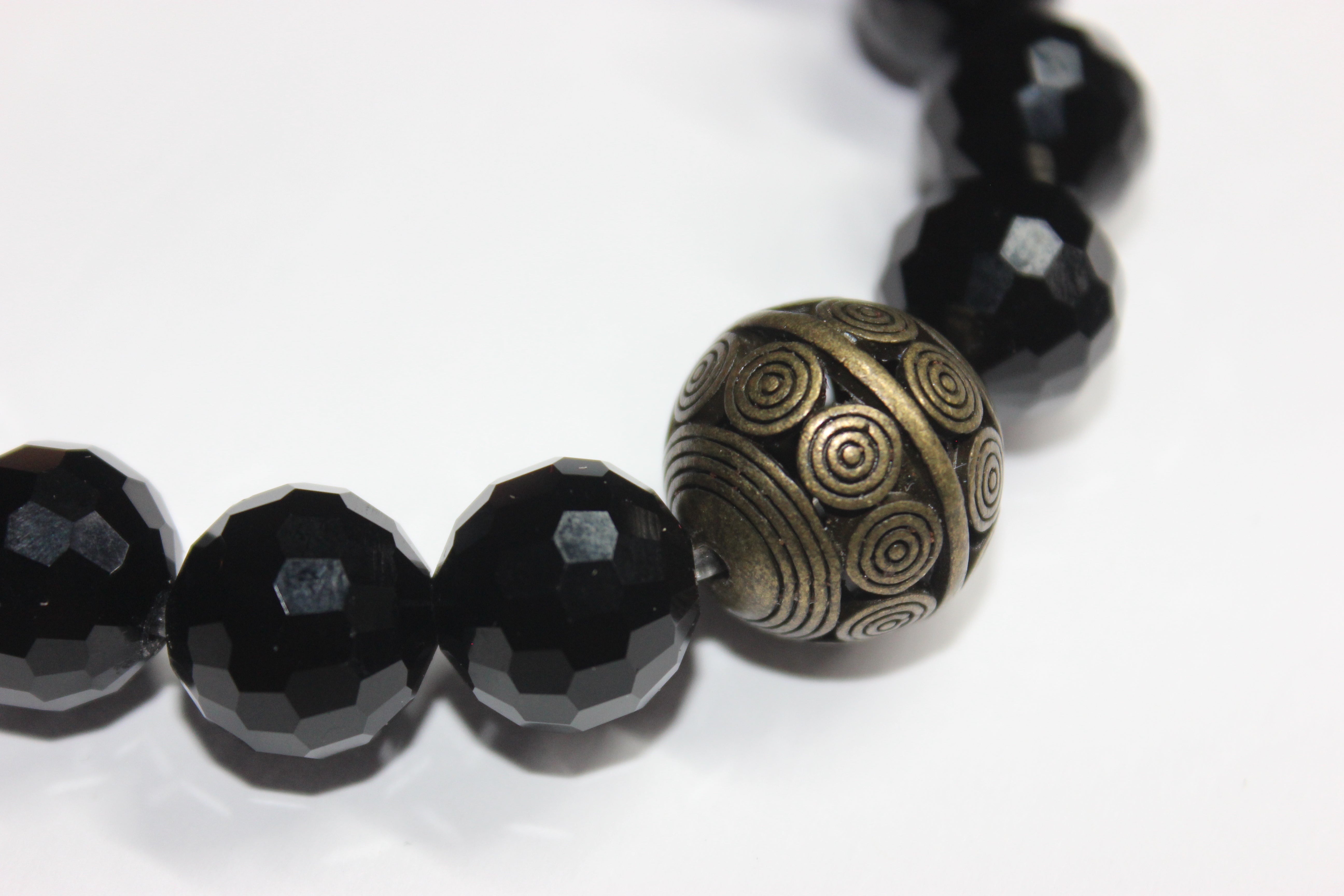 Lórc Black Ice Beaded Bracelet