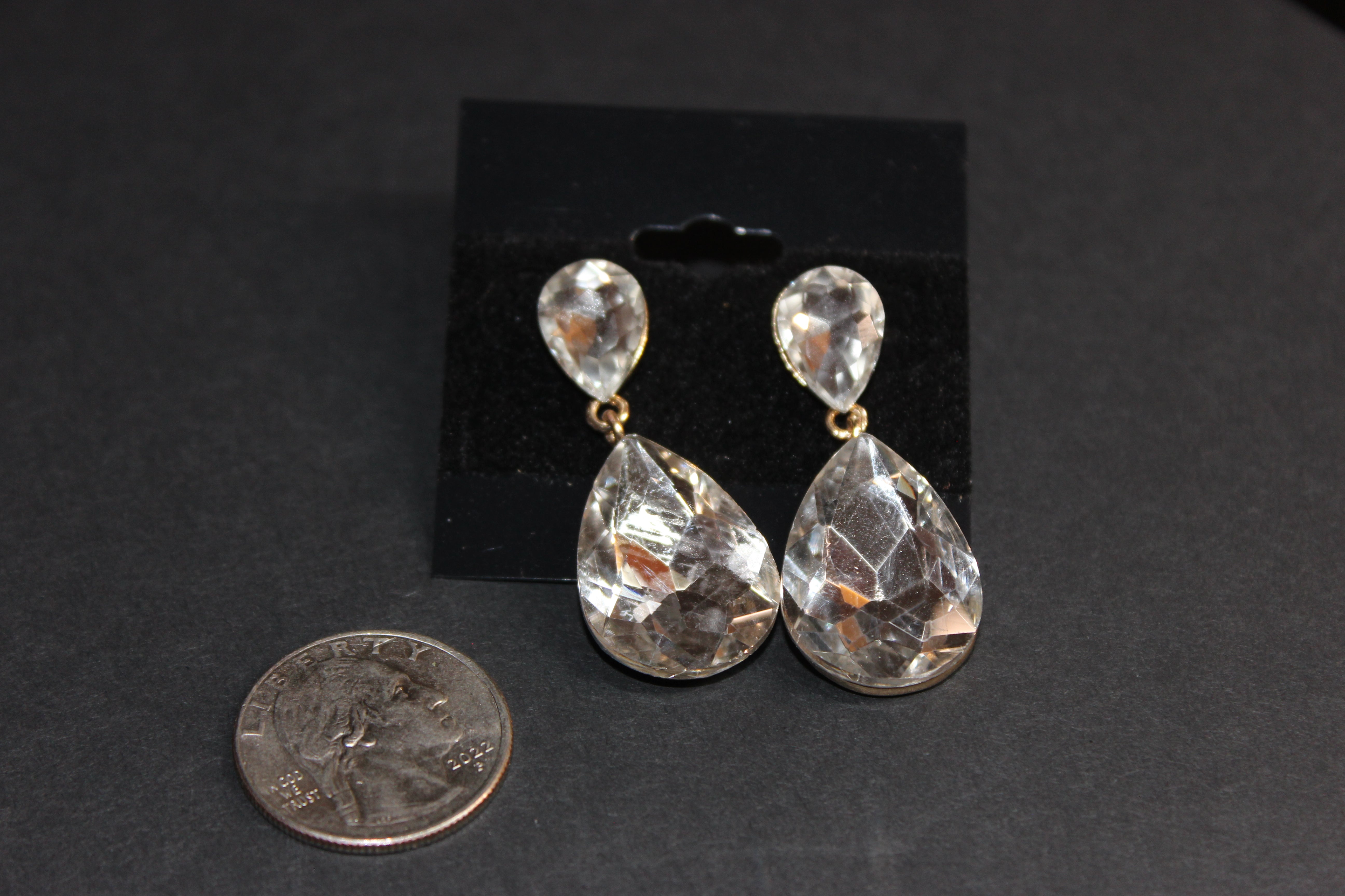 Clear Crystal Drop Earrings