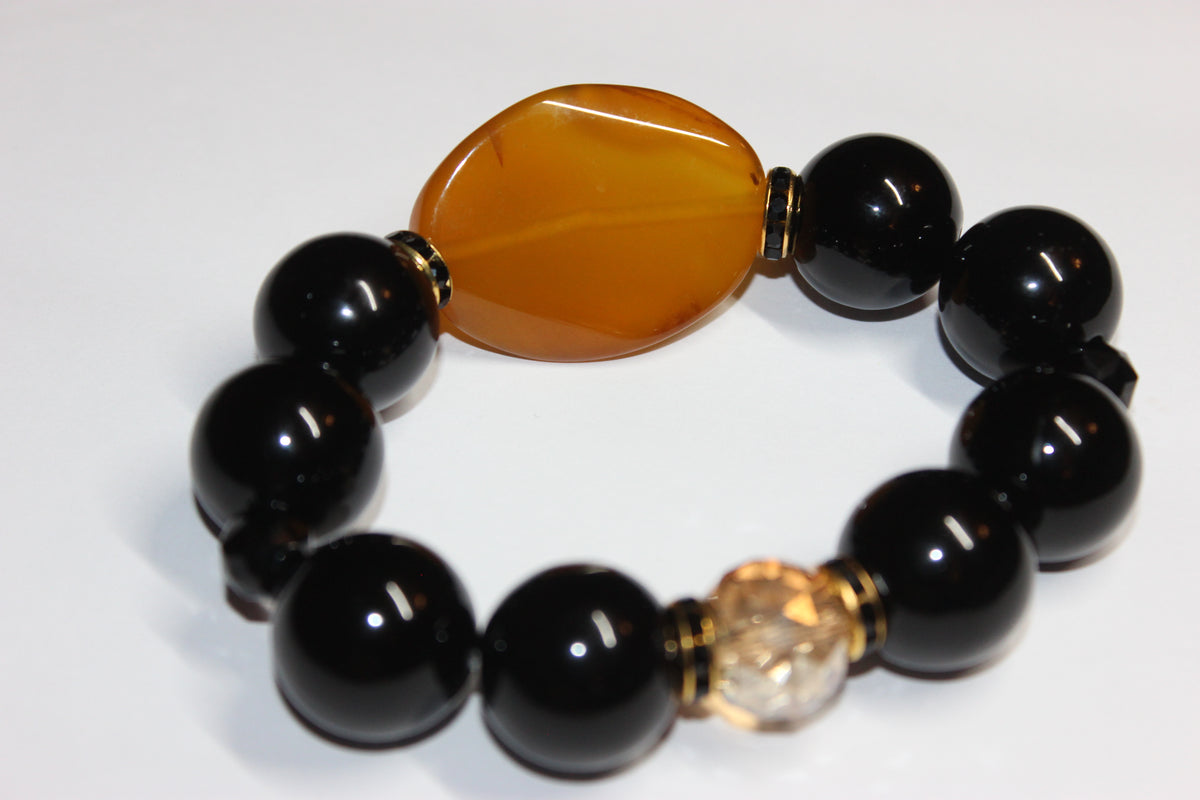 Shades Of Topaz & Black Large Beaded Bracelet