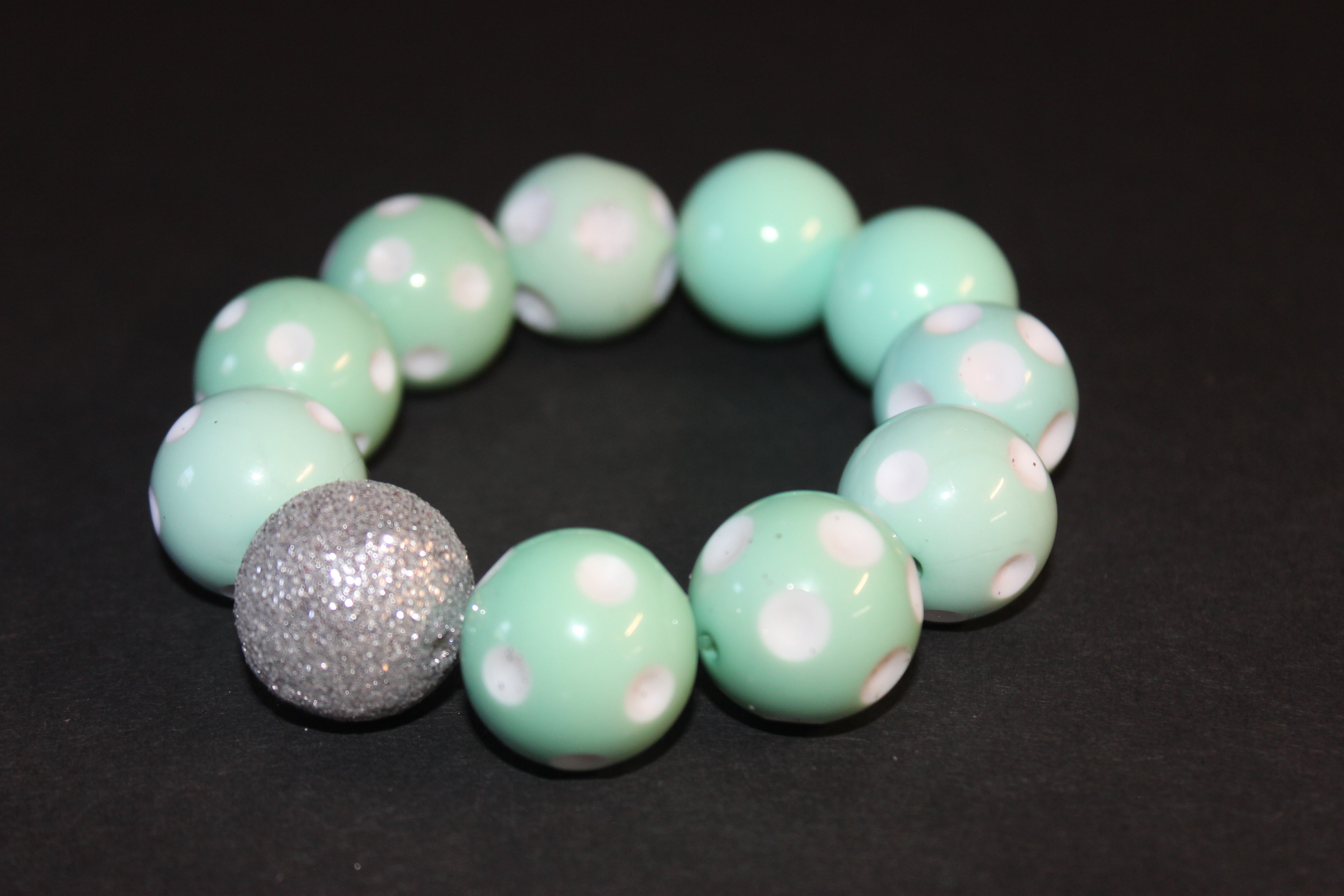 Seafoam/White & Glitter Large Beaded Bracelet