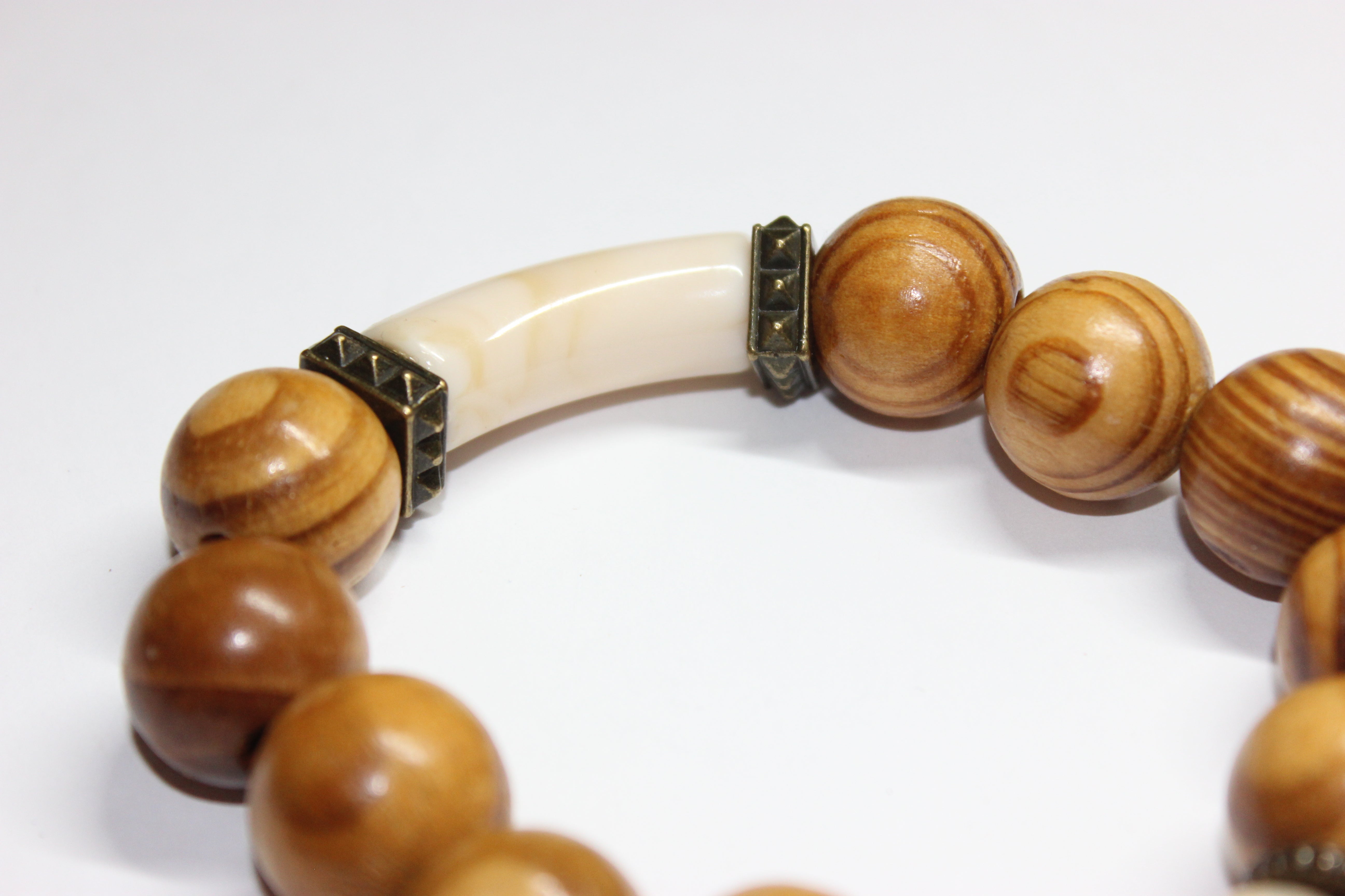 Tan & Wood Beaded Bracelet