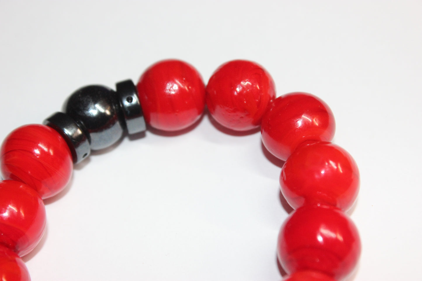 Bright Red & Hematite Ceramic Bracelet 18mm