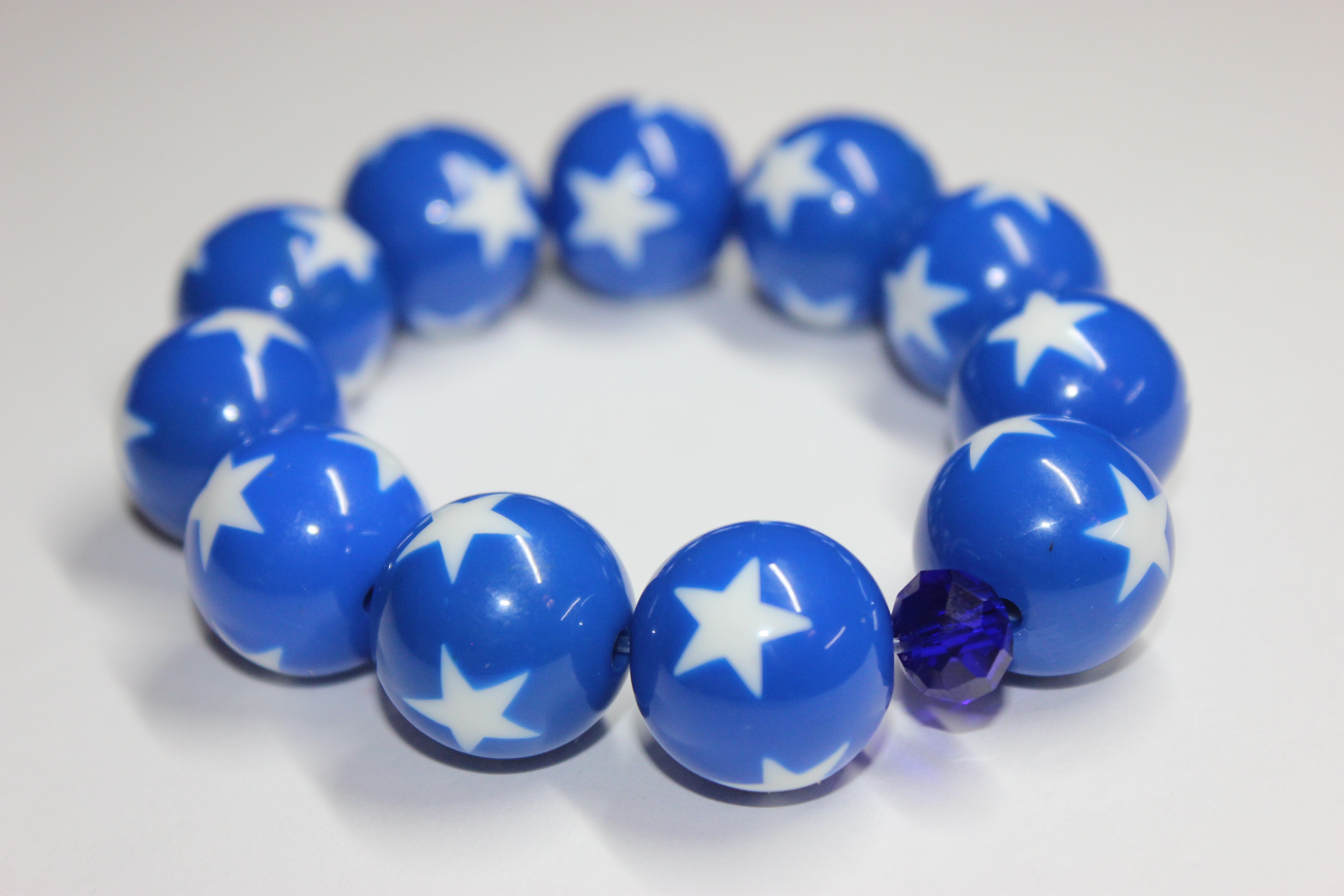 Blue & White Large Beaded Bracelet