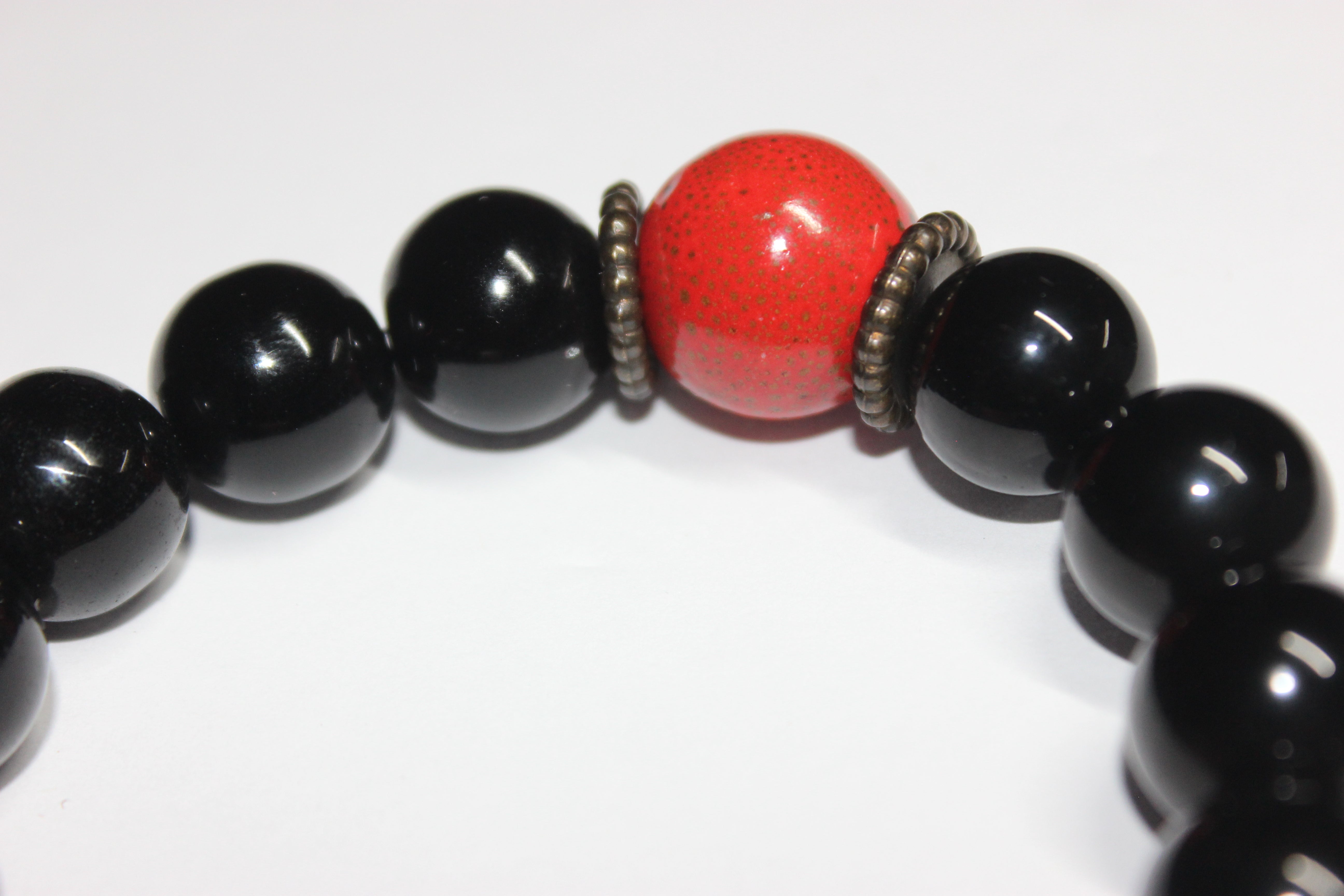 Pàralov Black Beaded Bracelet