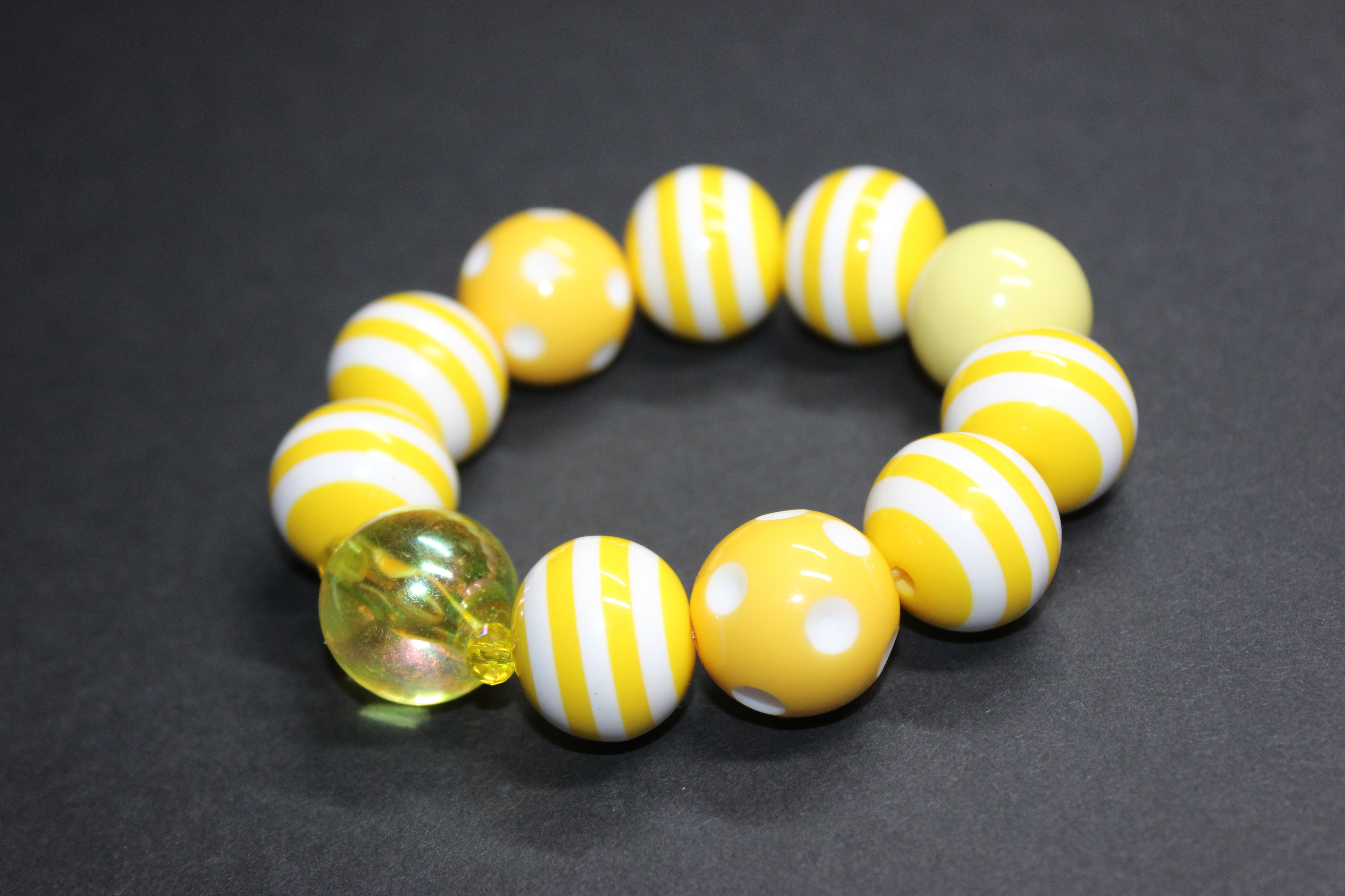 Yellow & White Large Beaded Bracelet
