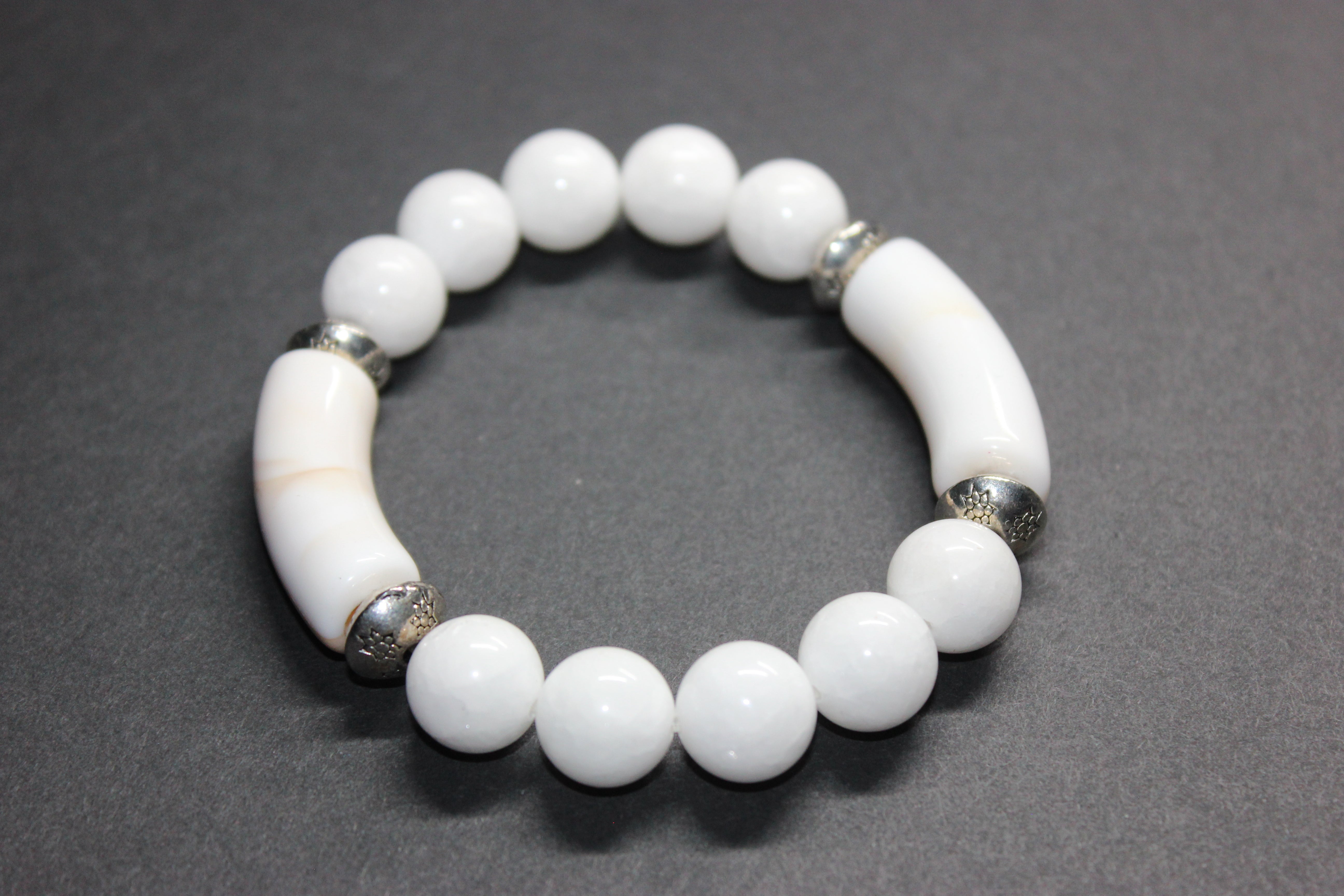 White & Silver Beaded Bracelet ONRÉ Collection
