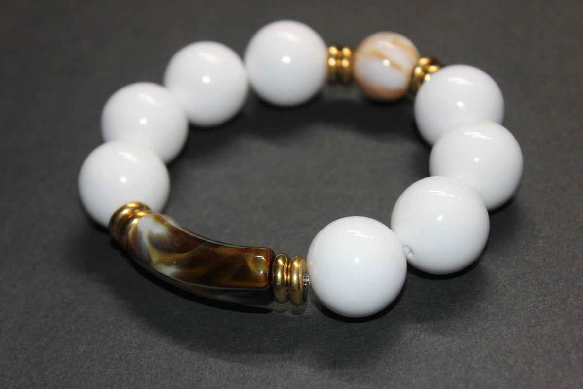 Shades Of Brown & White Large Beaded Bracelet (GOLD)